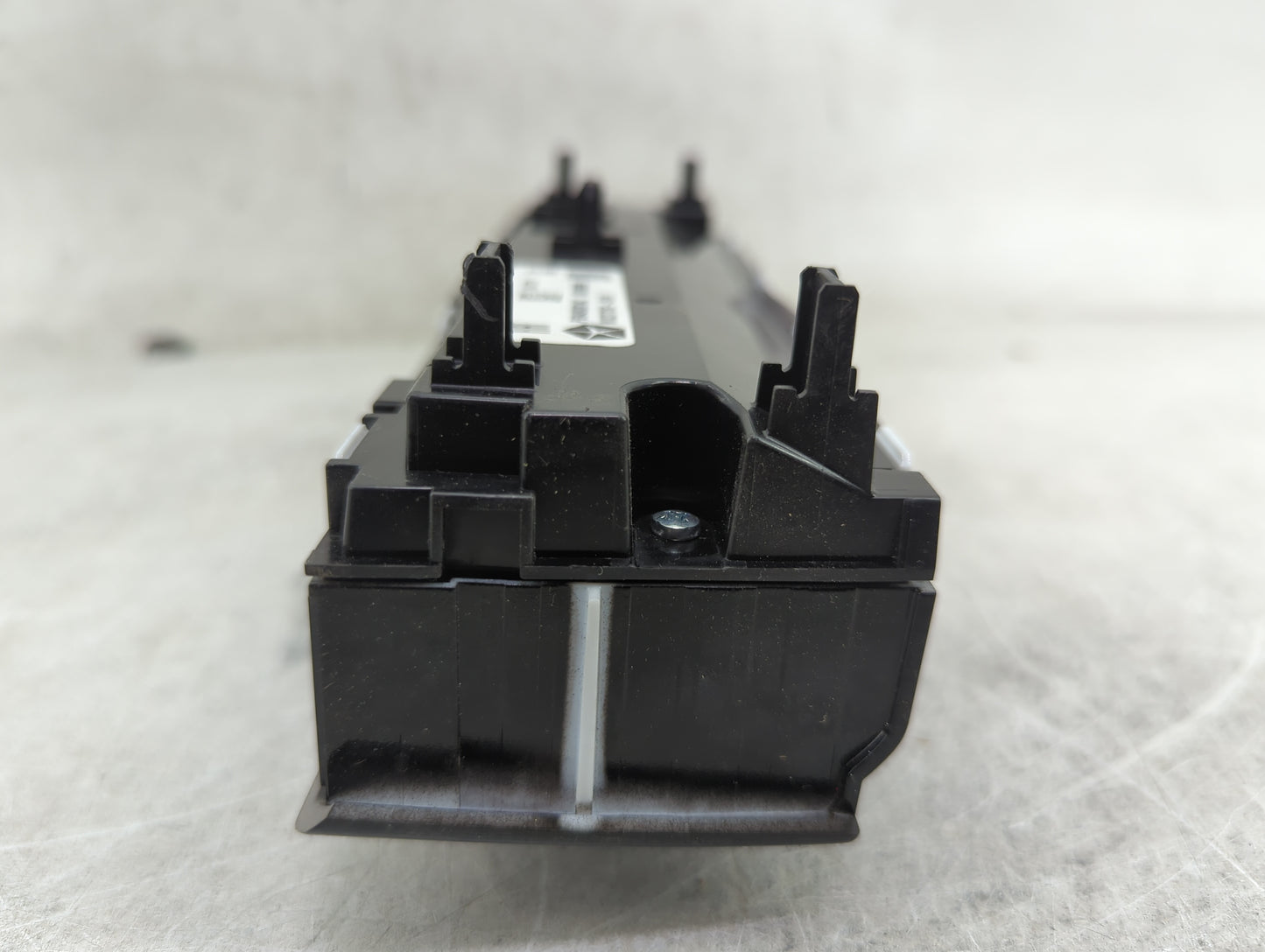 2022 Jeep Grand Cherokee Climate Control Module Temperature AC/Heater Replacement P/N:P68489381AC Fits OEM Used Auto Parts -