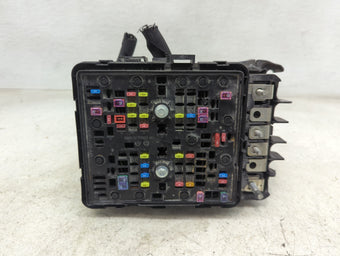 compare product 2022 Jeep Grand Cherokee Fusebox Fuse Box Panel Relay Module P/N:68347002AE Fits OEM Used Auto Parts