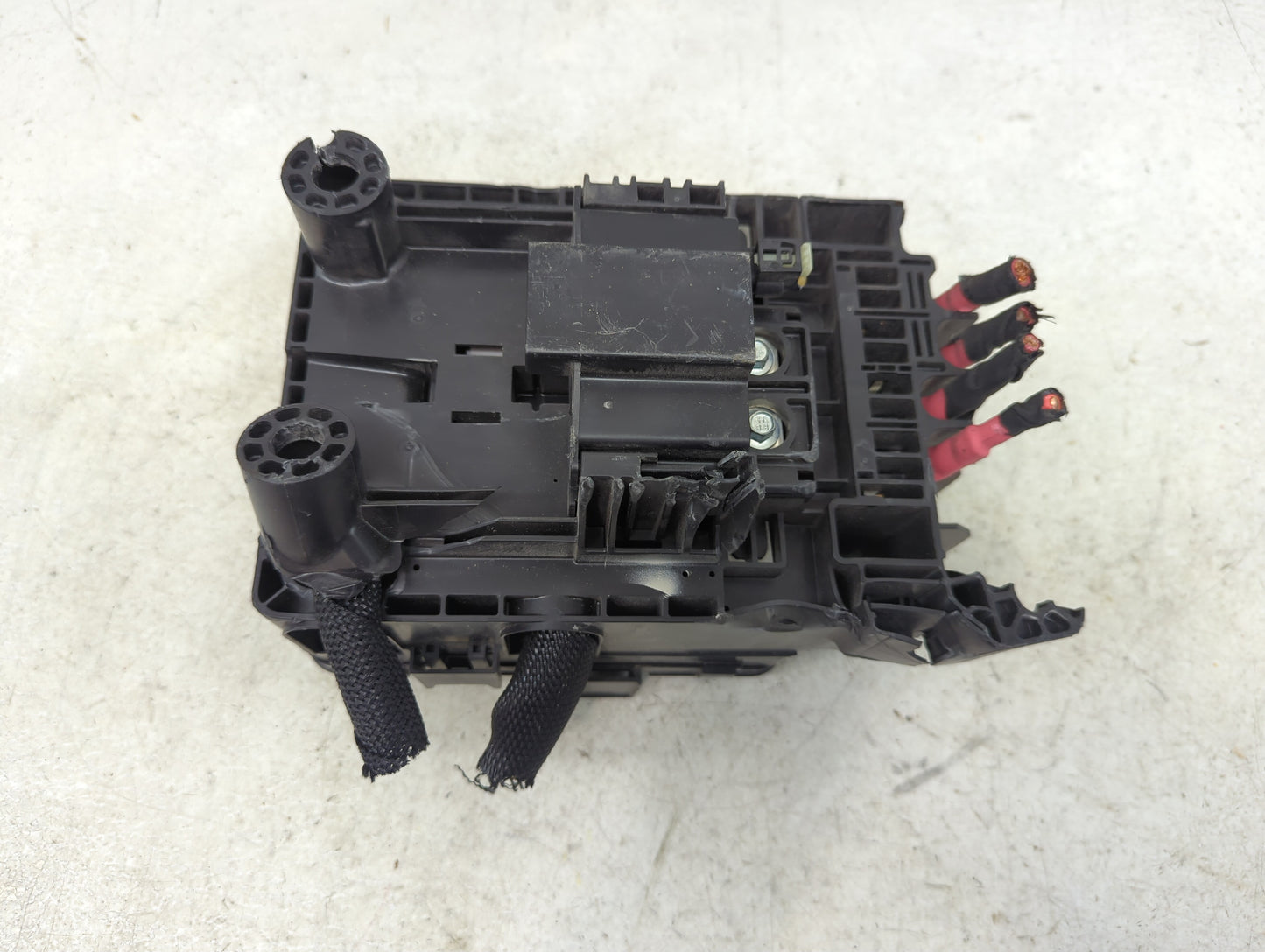 2022 Jeep Grand Cherokee Fusebox Fuse Box Panel Relay Module P/N:68347002AE Fits OEM Used Auto Parts - Oemusedautoparts1.com