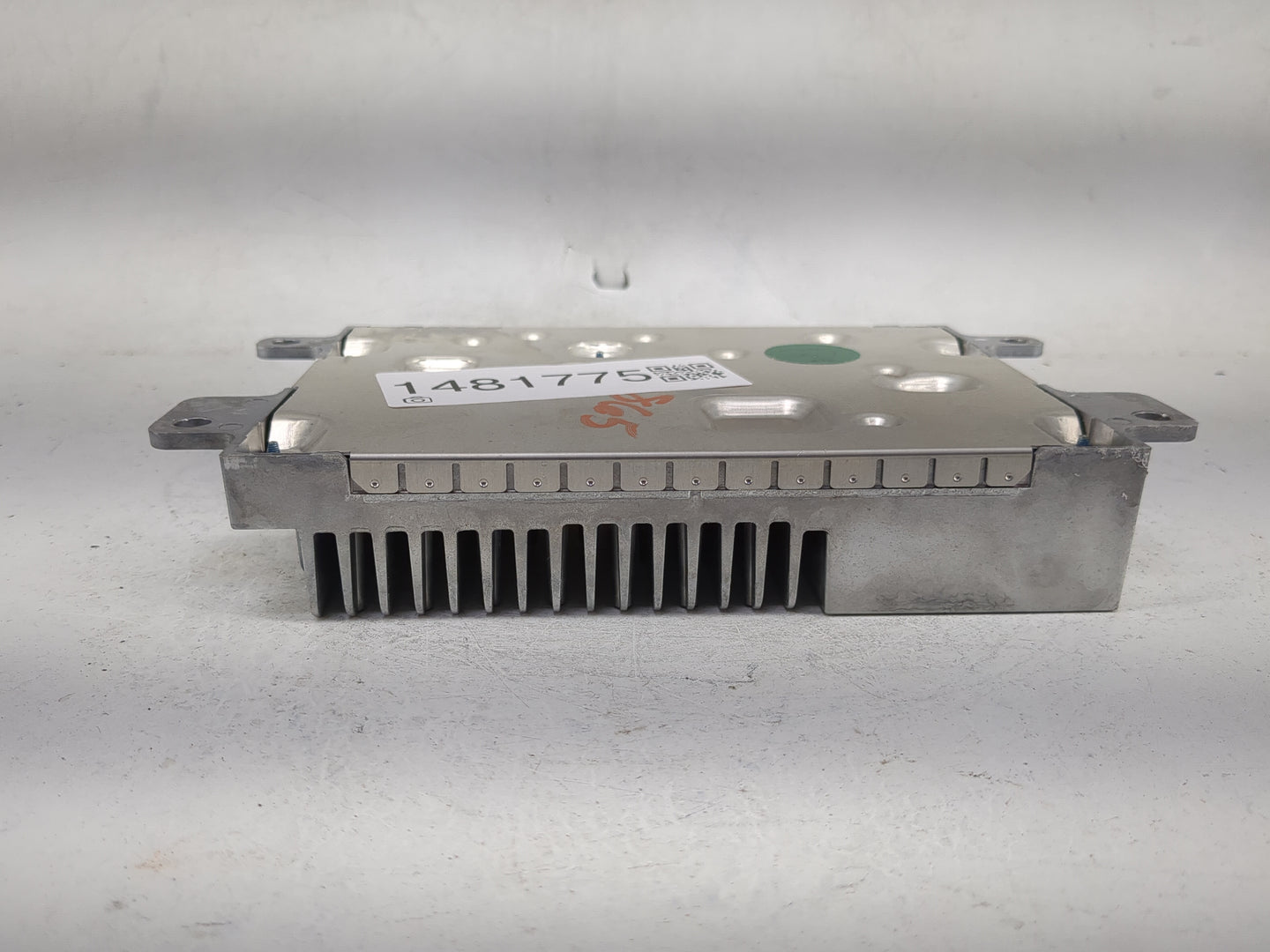 2021-2022 Jeep Grand Cherokee Radio AM FM Cd Player Receiver Replacement P/N:P68453109AI R1LOW-SB Fits Fits 2021 2022 OEM Us