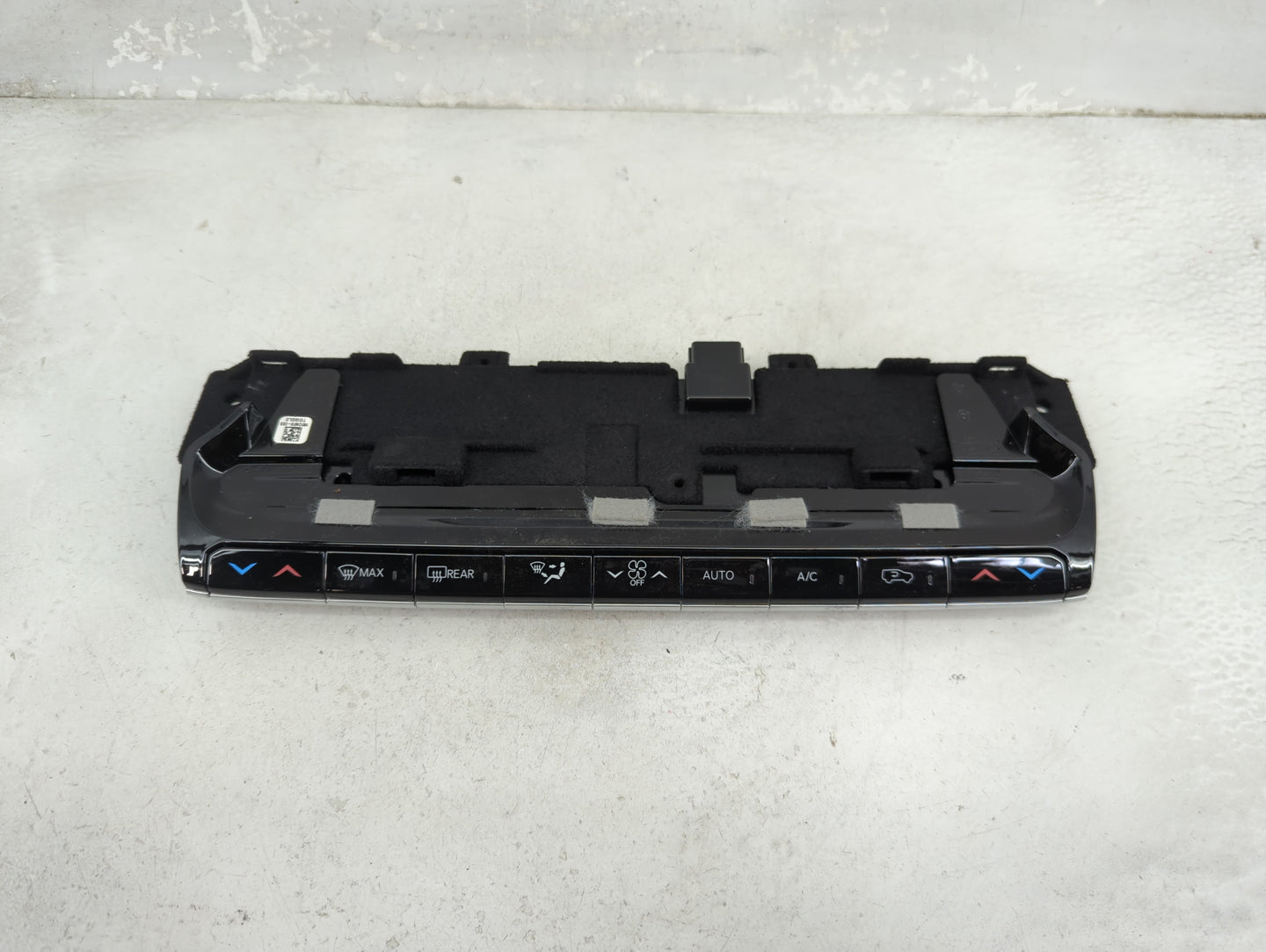 2022 Jeep Grand Wagoneer Climate Control Module Temperature AC/Heater Replacement Fits OEM Used Auto Parts - Oemusedautopart