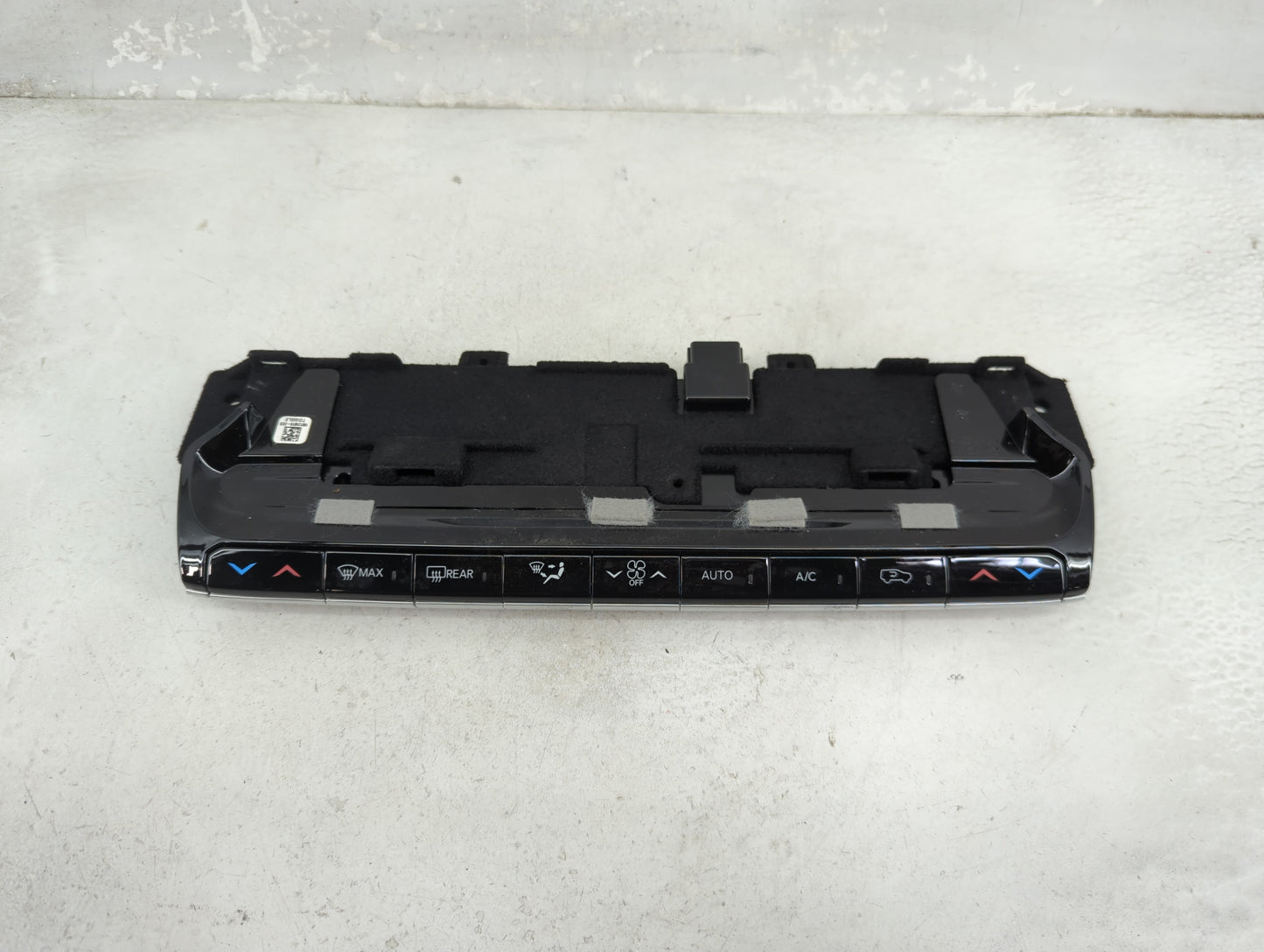 2022 Jeep Grand Wagoneer Climate Control Module Temperature AC/Heater Replacement Fits OEM Used Auto Parts - Oemusedautopart