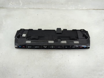 2022 Jeep Grand Wagoneer Climate Control Module Temperature AC/Heater Replacement Fits OEM Used Auto Parts - Oemusedautopart
