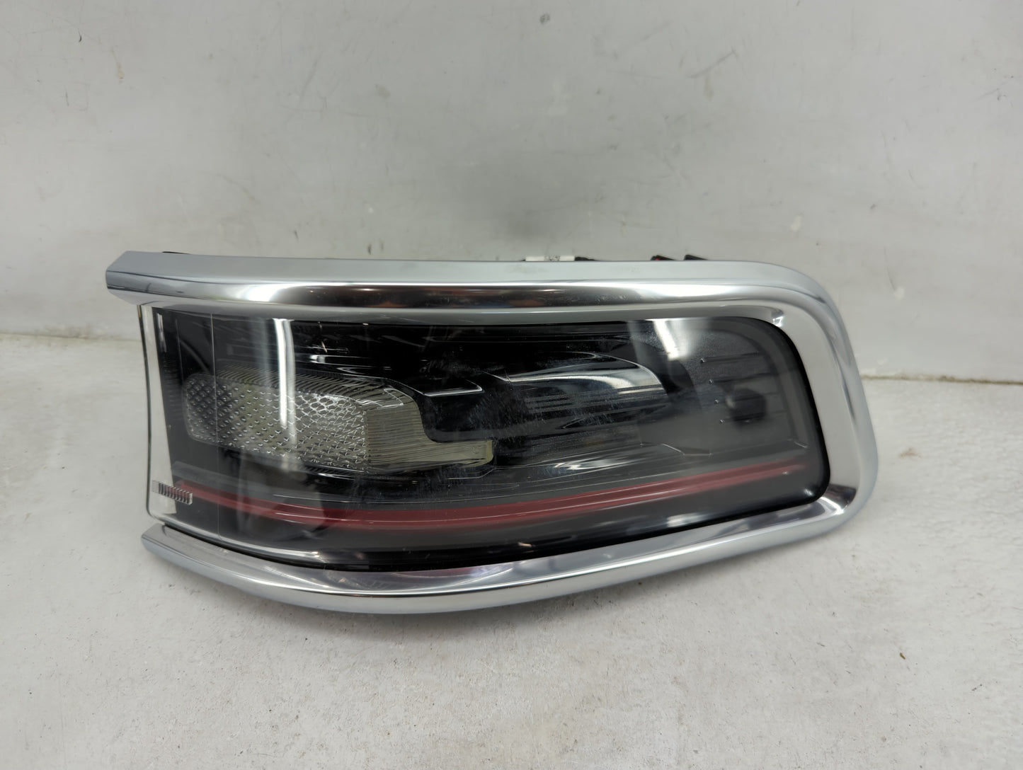 2022 Jeep Grand Wagoneer Tail Light Assembly Driver Left OEM P/N:68340919 Fits OEM Used Auto Parts - Oemusedautoparts1.com