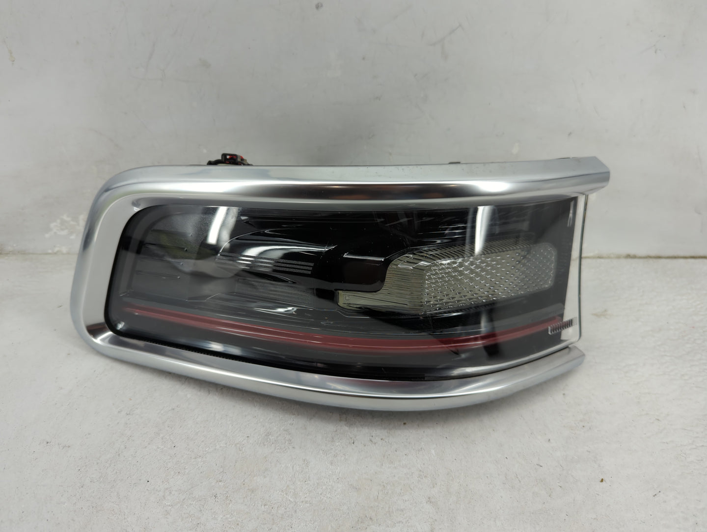 2022 Jeep Grand Wagoneer Tail Light Assembly Passenger Right OEM P/N:68340918 Fits OEM Used Auto Parts - Oemusedautoparts1.c