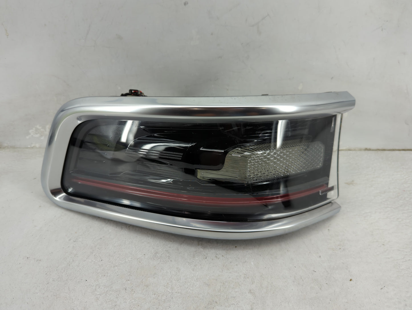 2022 Jeep Grand Wagoneer Tail Light Assembly Passenger Right OEM P/N:68340918 Fits OEM Used Auto Parts - Oemusedautoparts1.c