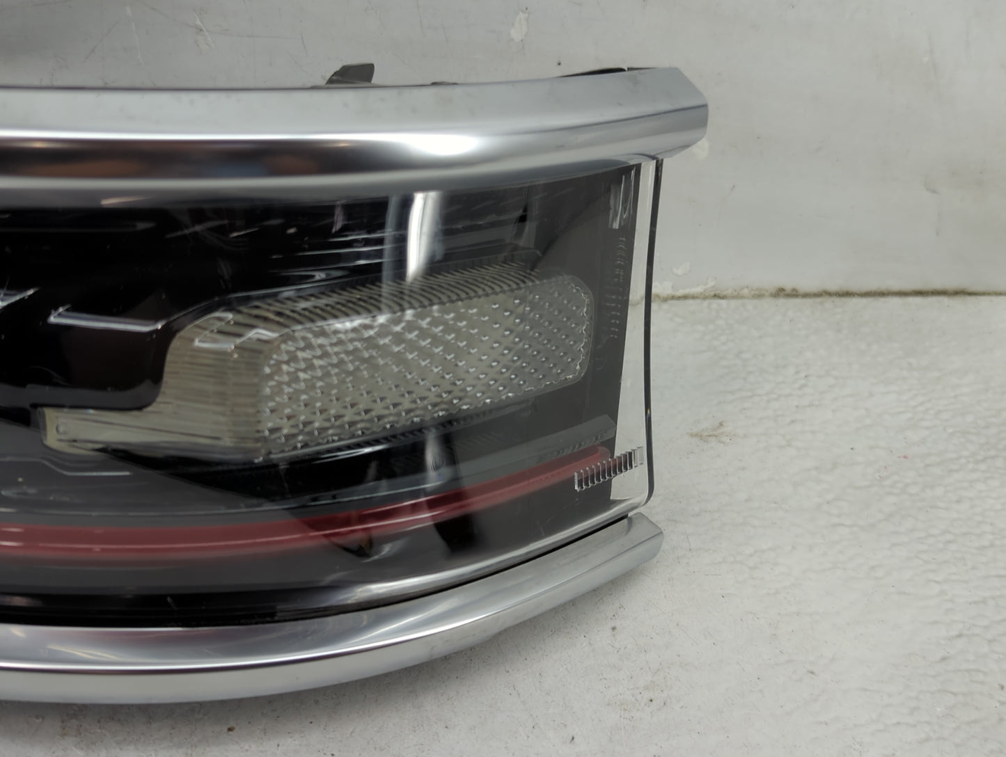 2022 Jeep Grand Wagoneer Tail Light Assembly Passenger Right OEM P/N:68340918 Fits OEM Used Auto Parts - Oemusedautoparts1.c