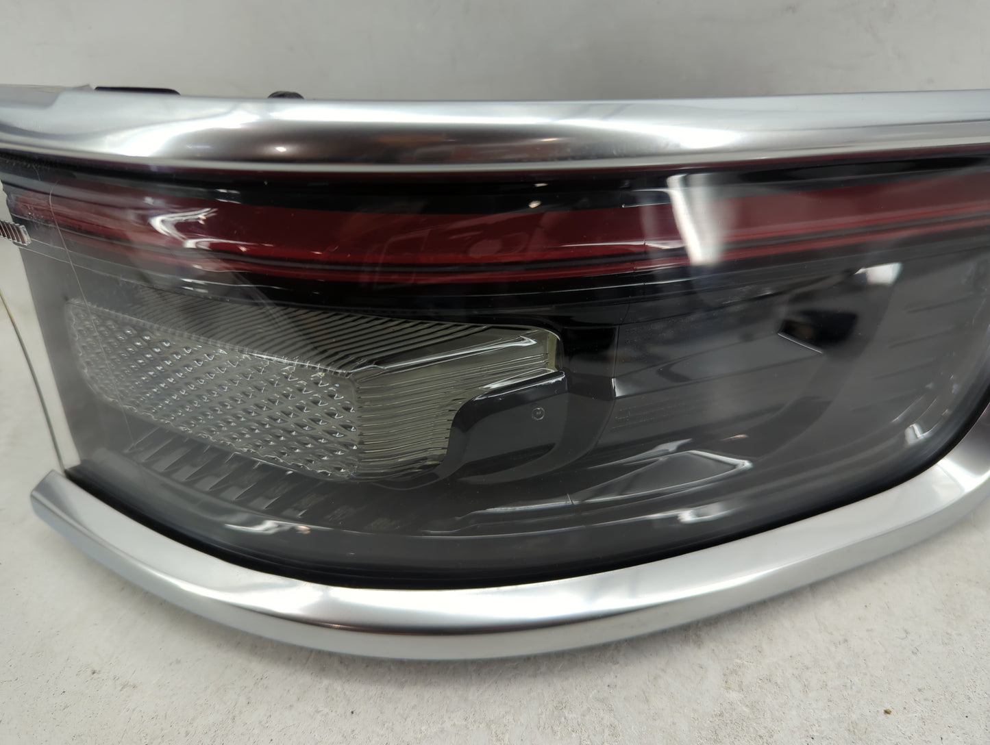 2022 Jeep Grand Wagoneer Tail Light Assembly Passenger Right OEM P/N:68340918AC Fits OEM Used Auto Parts - Oemusedautoparts1
