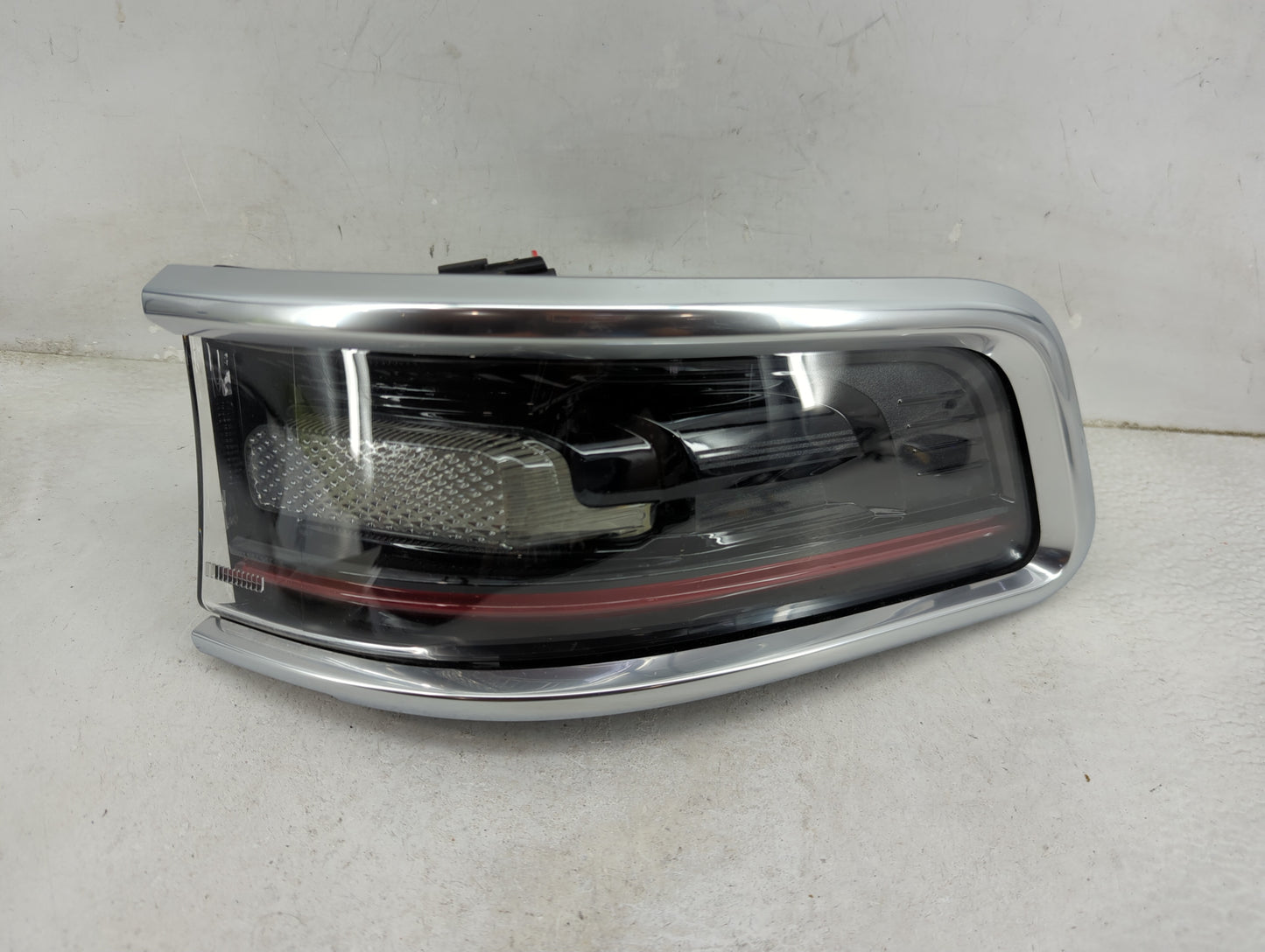 2022 Jeep Grand Wagoneer Tail Light Assembly Driver Left OEM P/N:68340919 Fits OEM Used Auto Parts - Oemusedautoparts1.com