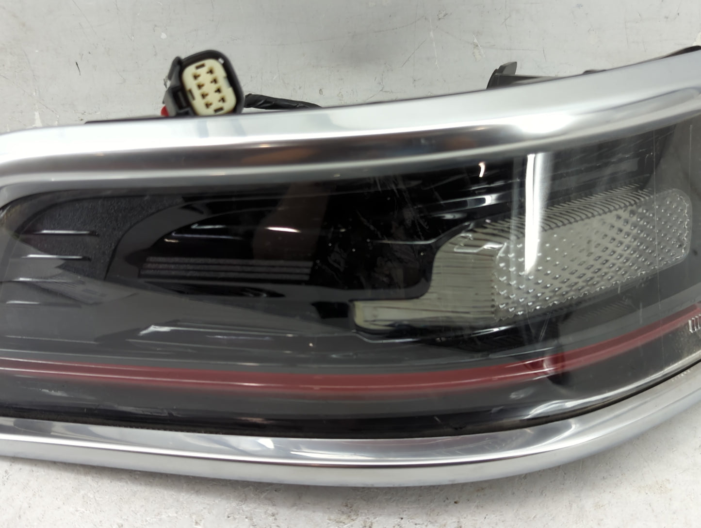 2022 Jeep Grand Wagoneer Tail Light Assembly Passenger Right OEM P/N:68340918AC Fits OEM Used Auto Parts - Oemusedautoparts1