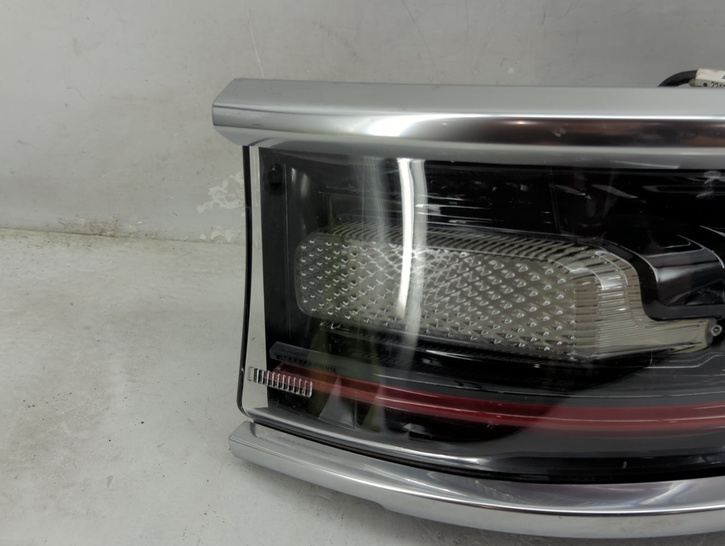 2022 Jeep Grand Wagoneer Tail Light Assembly Driver Left OEM P/N:68340919 Fits OEM Used Auto Parts - Oemusedautoparts1.com