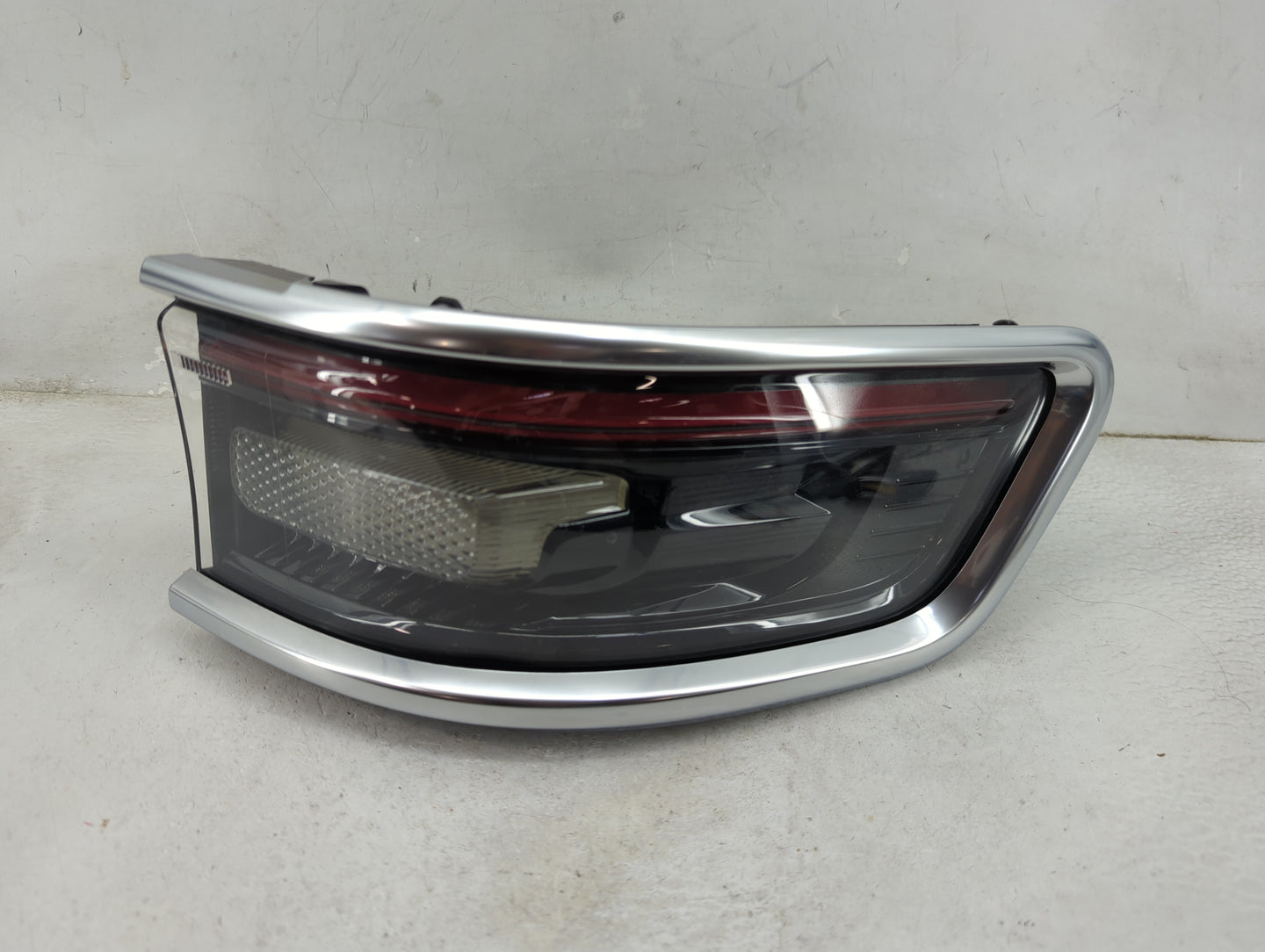 2022 Jeep Grand Wagoneer Tail Light Assembly Passenger Right OEM P/N:68340918AC Fits OEM Used Auto Parts - Oemusedautoparts1
