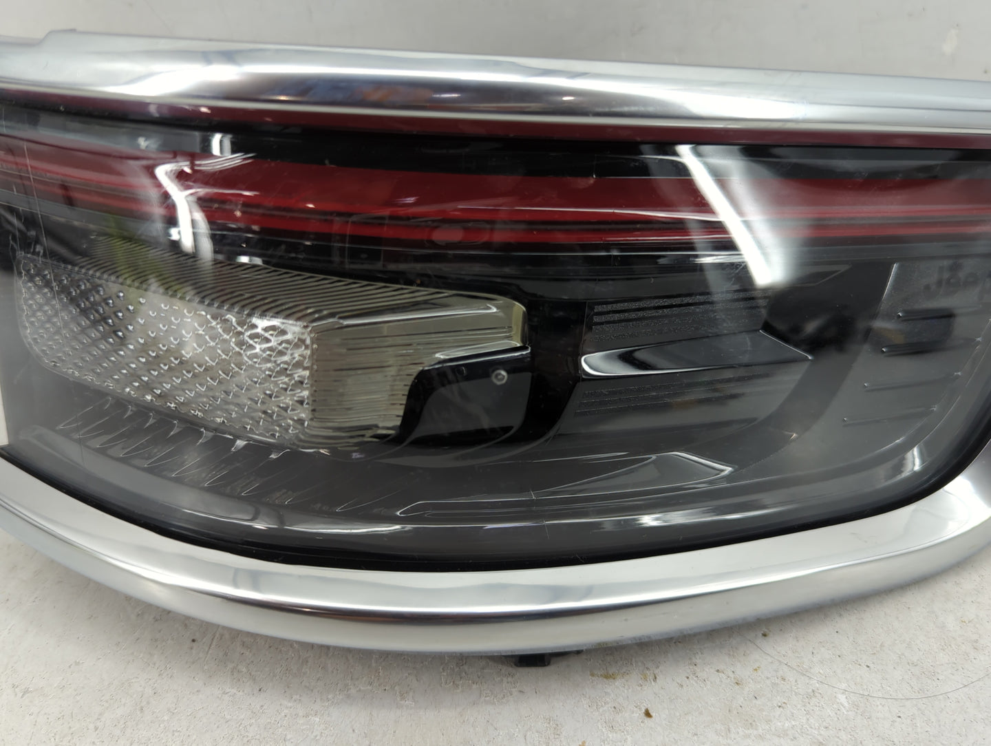 2022 Jeep Grand Wagoneer Tail Light Assembly Passenger Right OEM P/N:68340918AC Fits OEM Used Auto Parts - Oemusedautoparts1