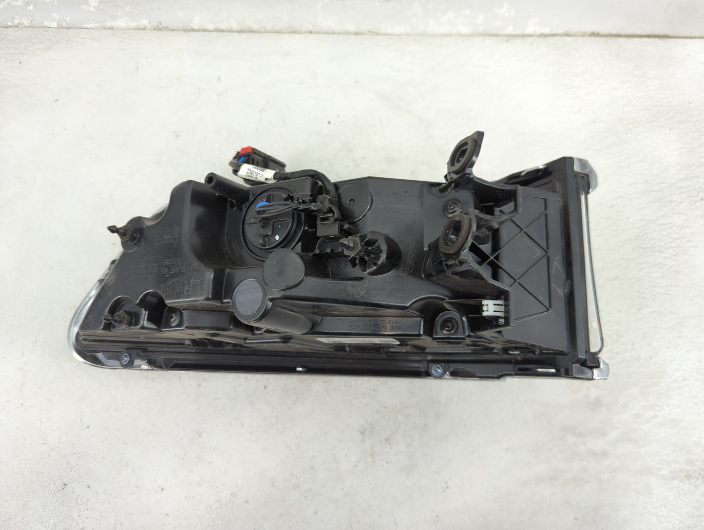 2022 Jeep Grand Wagoneer Tail Light Assembly Driver Left OEM P/N:68340919AC Fits OEM Used Auto Parts - Oemusedautoparts1.com