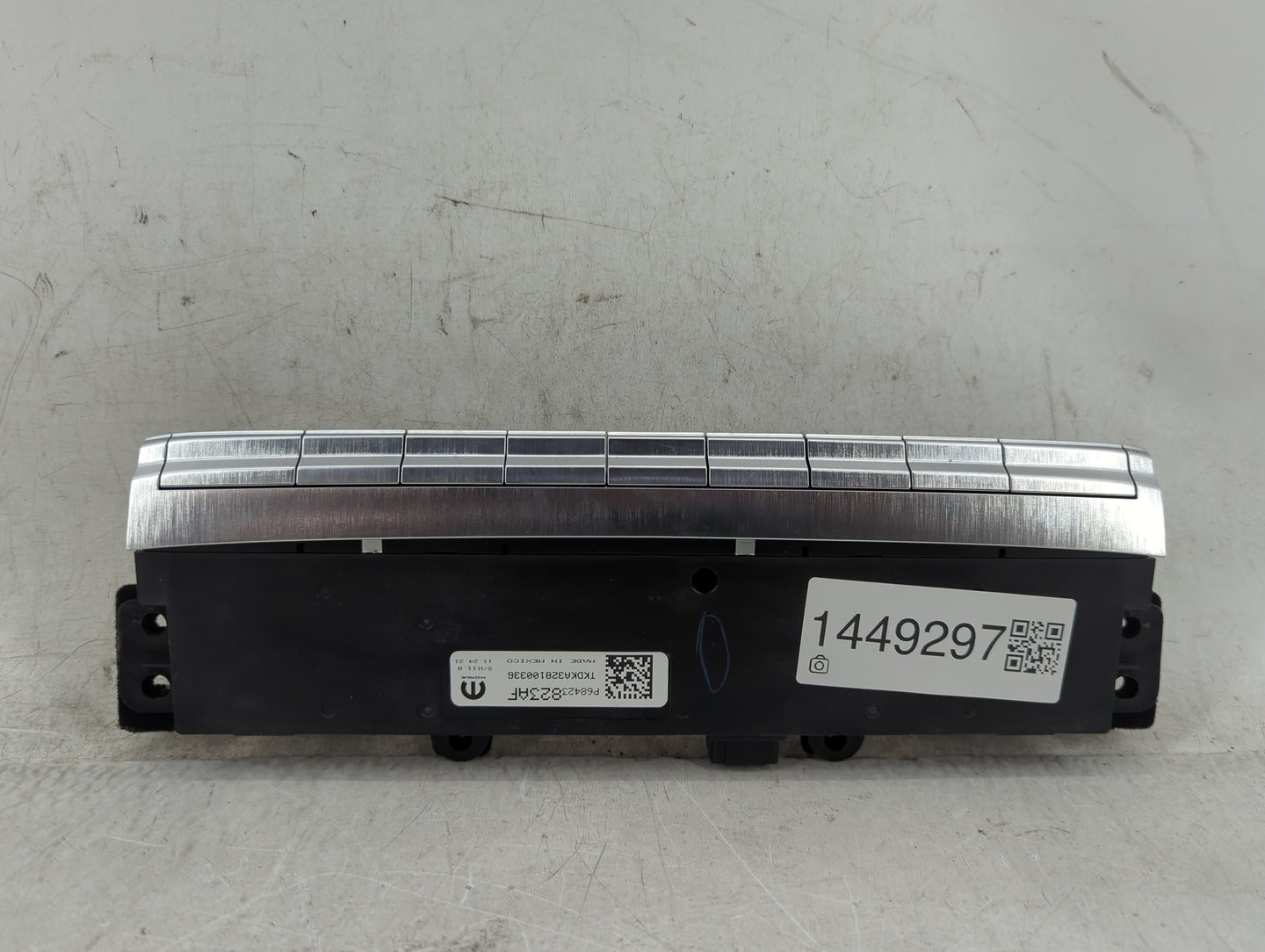 2022 Jeep Grand Wagoneer Climate Control Module Temperature AC/Heater Replacement P/N:68423823AC TKDKA063210038 Fits OEM Use