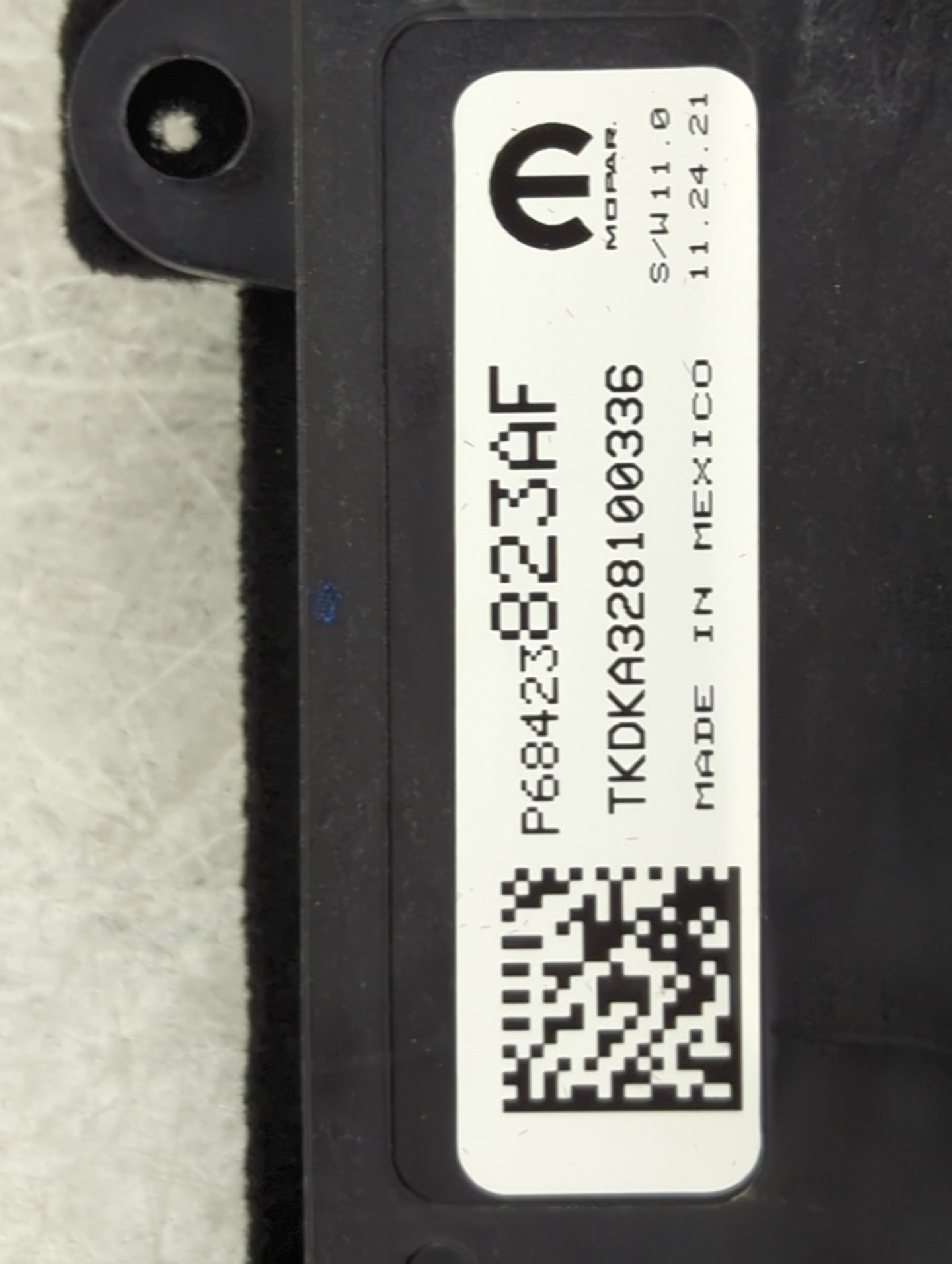 2022 Jeep Grand Wagoneer Climate Control Module Temperature AC/Heater Replacement P/N:68423823AC TKDKA063210038 Fits OEM Use