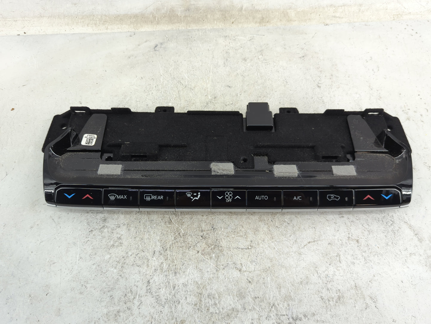 2022 Jeep Grand Wagoneer Climate Control Module Temperature AC/Heater Replacement P/N:P68423823AF Fits OEM Used Auto Parts -