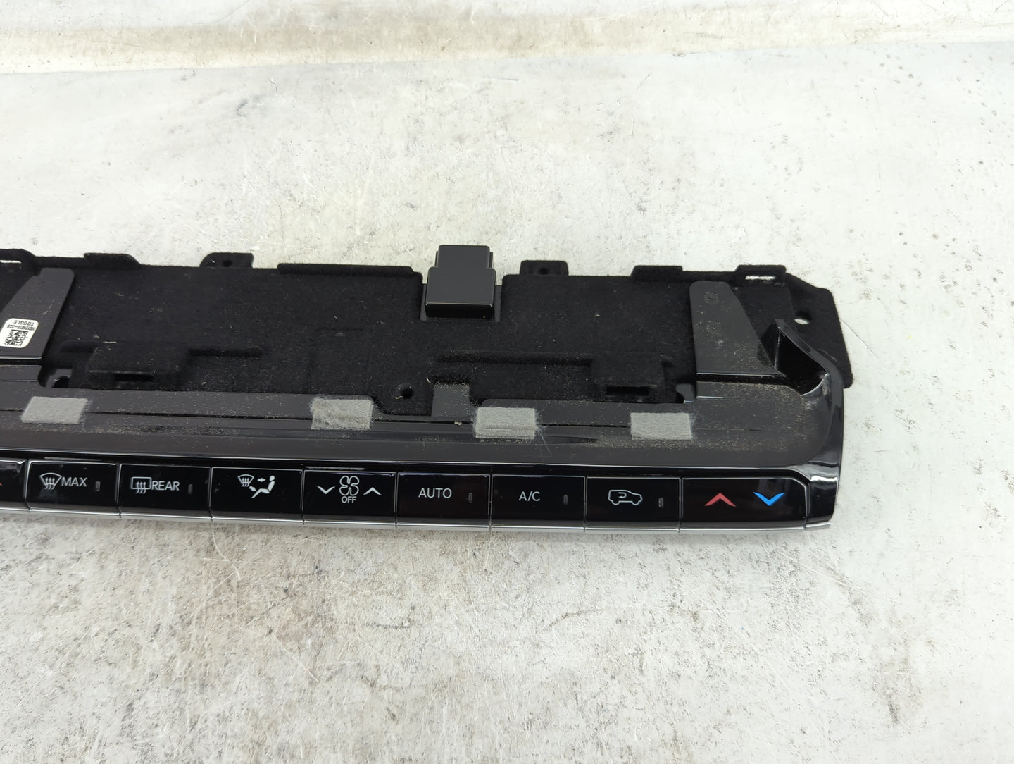 2022 Jeep Grand Wagoneer Climate Control Module Temperature AC/Heater Replacement P/N:P68423823AF Fits OEM Used Auto Parts -