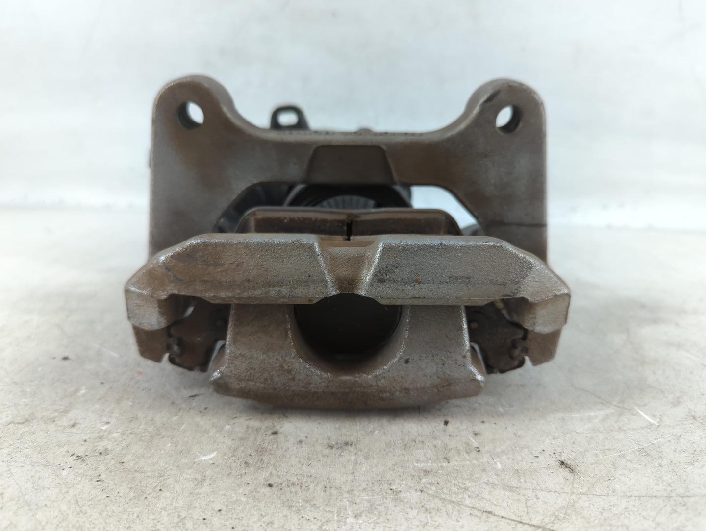 2022-2022 Jeep Grand Wagoneer Front Driver Left Brake Caliper - Oemusedautoparts1.com
