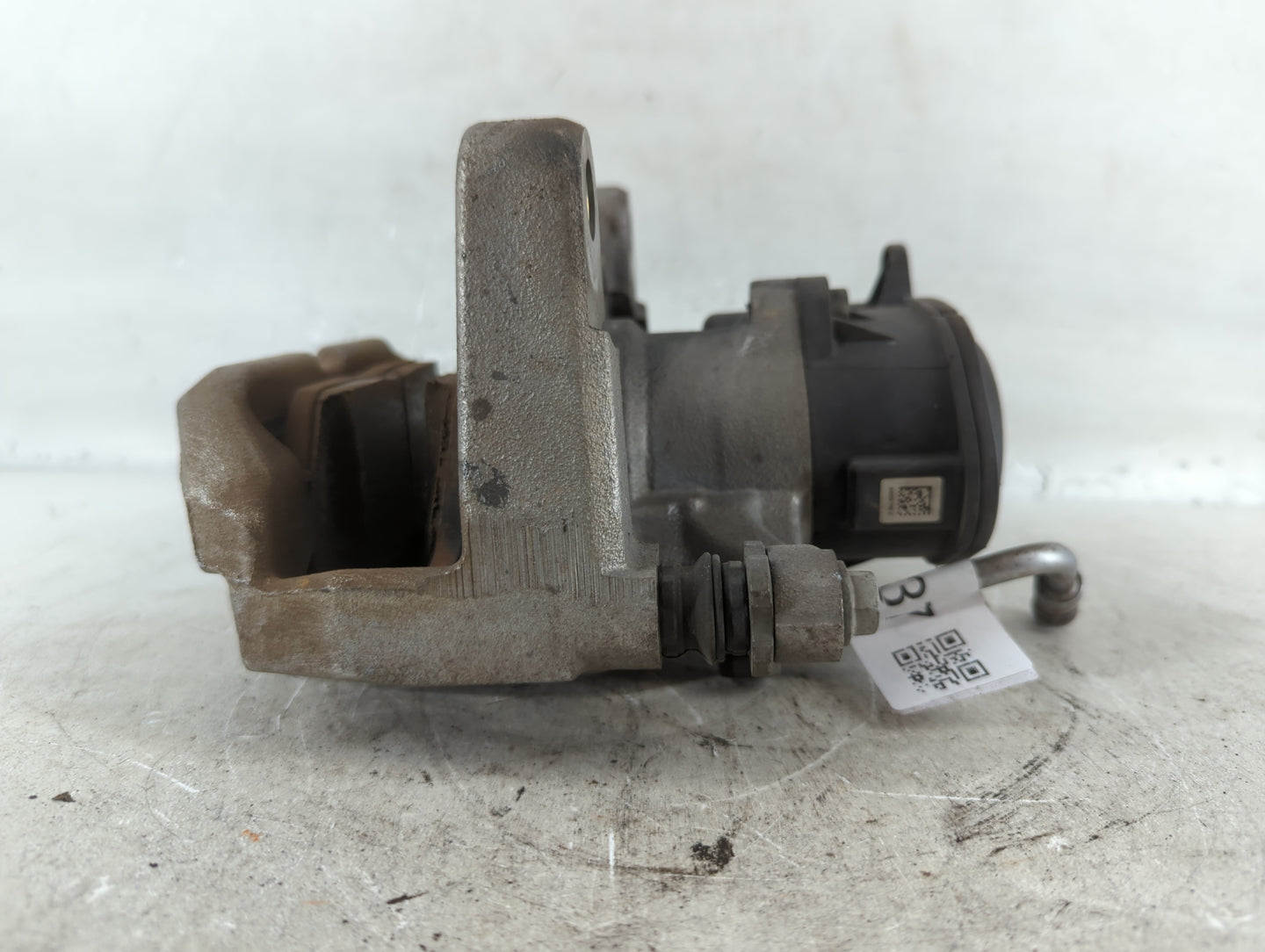 2022-2022 Jeep Grand Wagoneer Front Driver Left Brake Caliper - Oemusedautoparts1.com