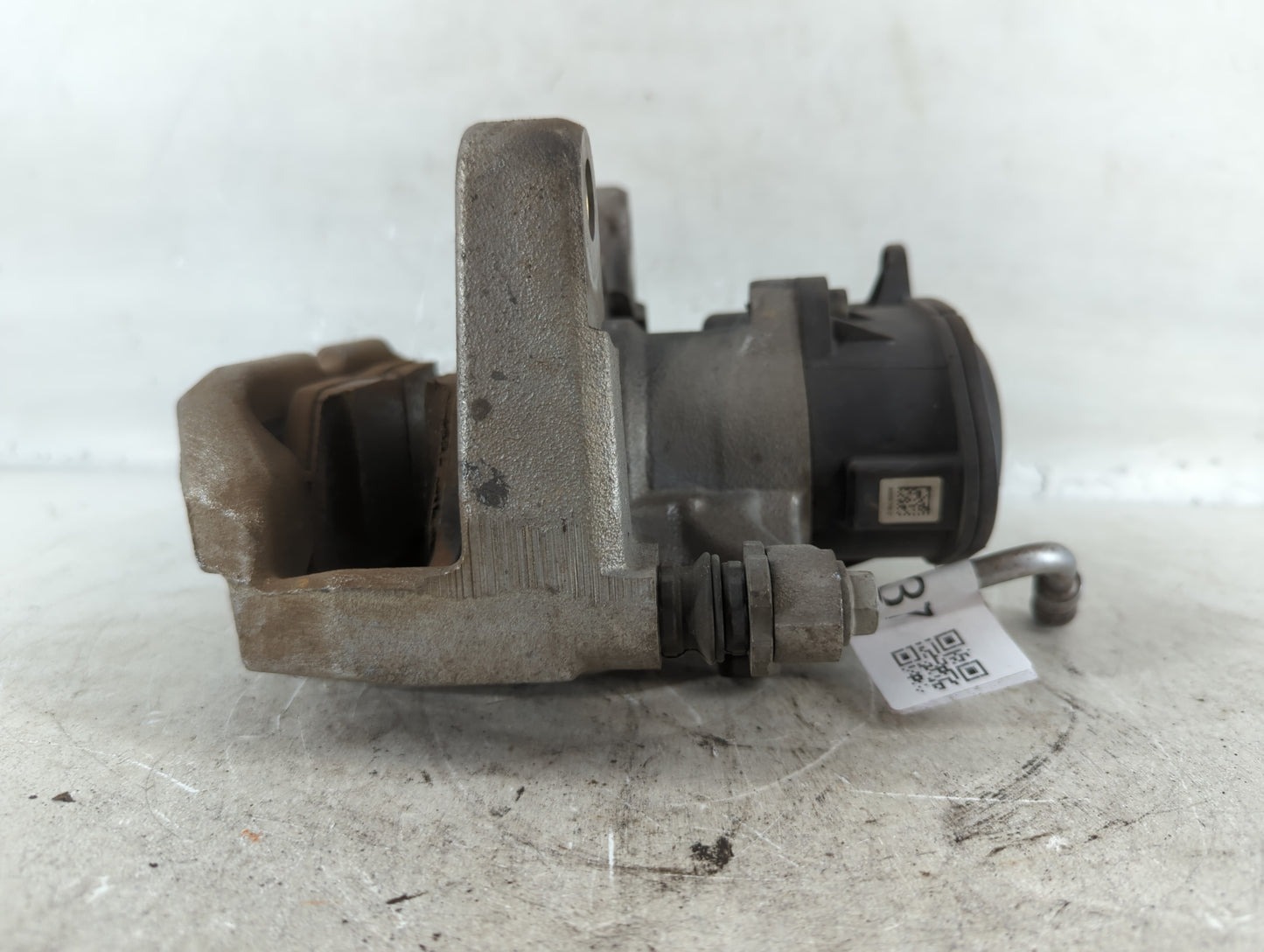 2022-2022 Jeep Grand Wagoneer Front Driver Left Brake Caliper - Oemusedautoparts1.com