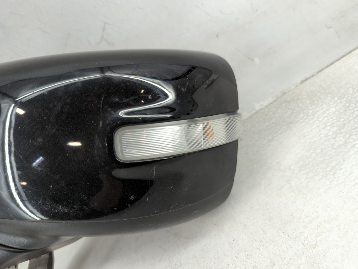 2022 Jeep Renegade Driver Side View Mirror - Left Door Mirror OEM Used - Oemusedautoparts1.com