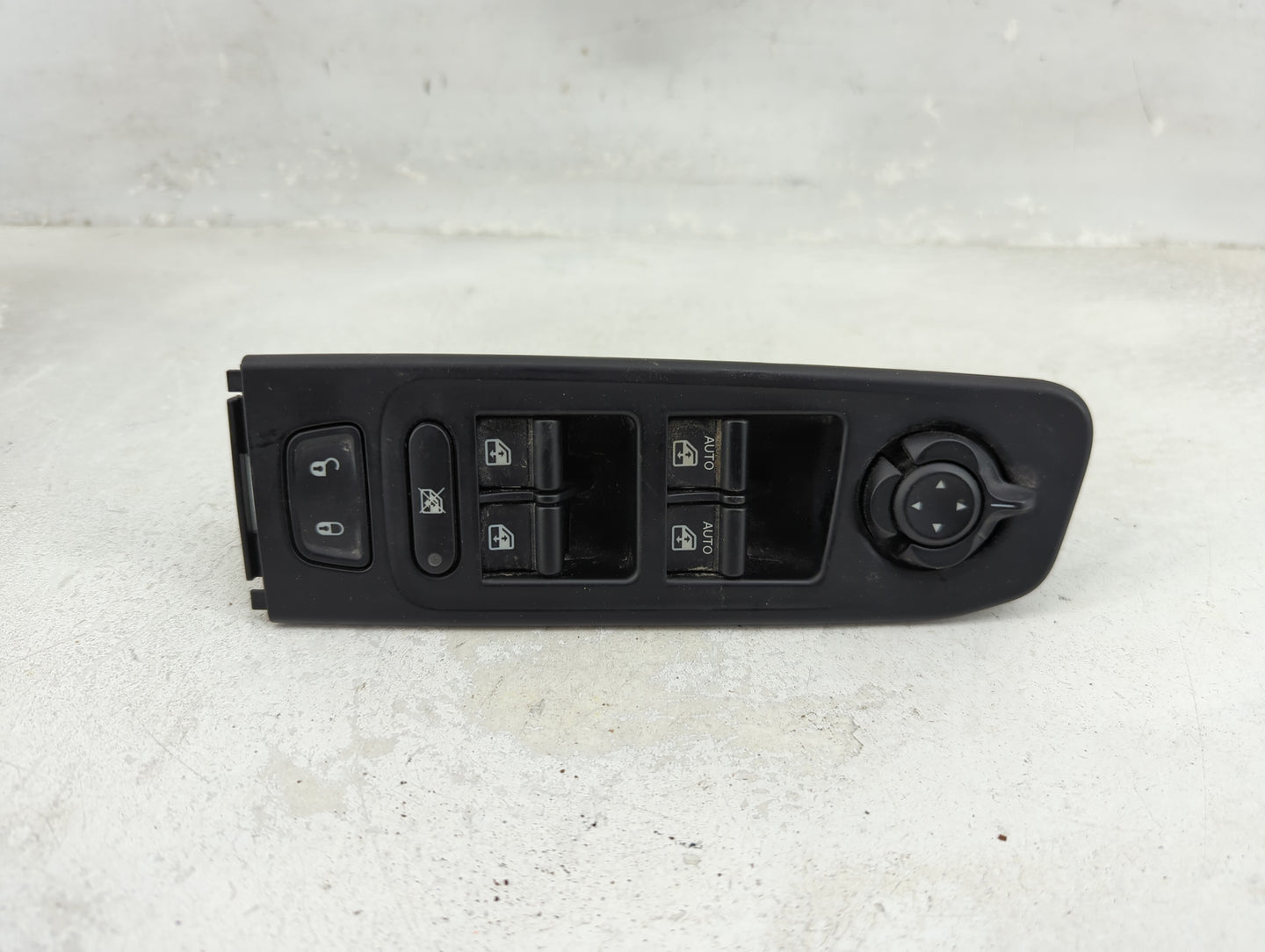 2015-2022 Jeep Renegade Master Power Window Switch Replacement Driver Side Left P/N:B569 Fits OEM Used Auto Parts - Oemuseda