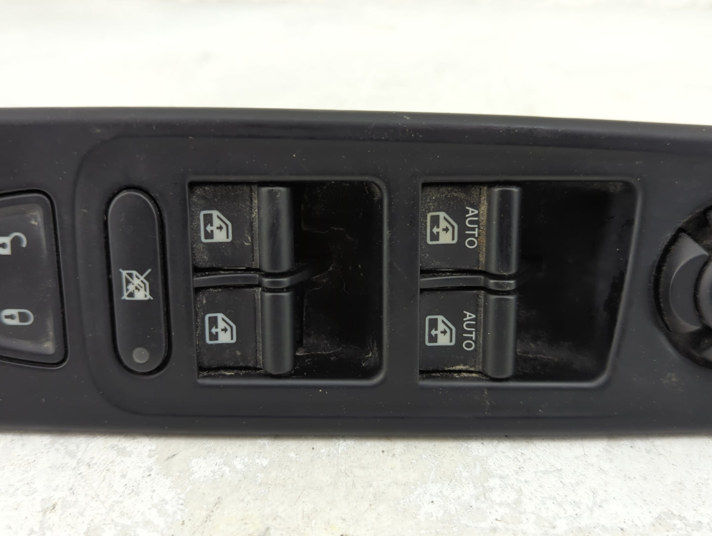 2015-2022 Jeep Renegade Master Power Window Switch Replacement Driver Side Left P/N:B569 Fits OEM Used Auto Parts - Oemuseda