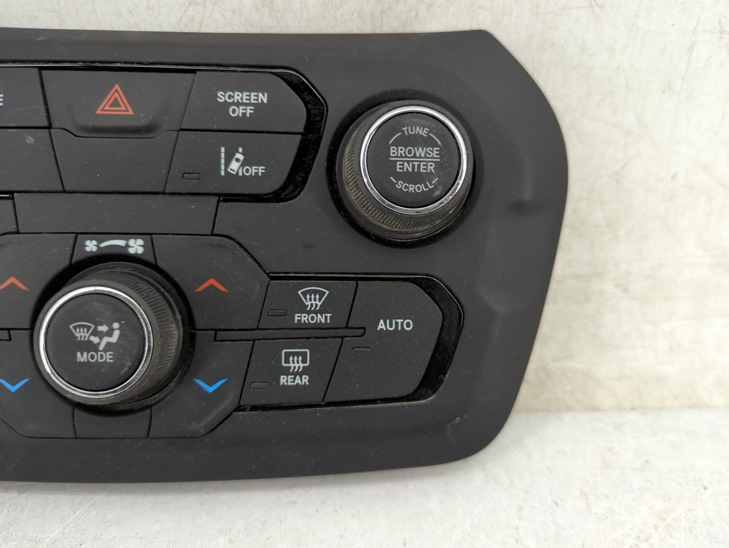 2021-2022 Jeep Renegade Climate Control Module Temperature AC/Heater Replacement P/N:07357677860 440000489D Fits Fits 2021 2
