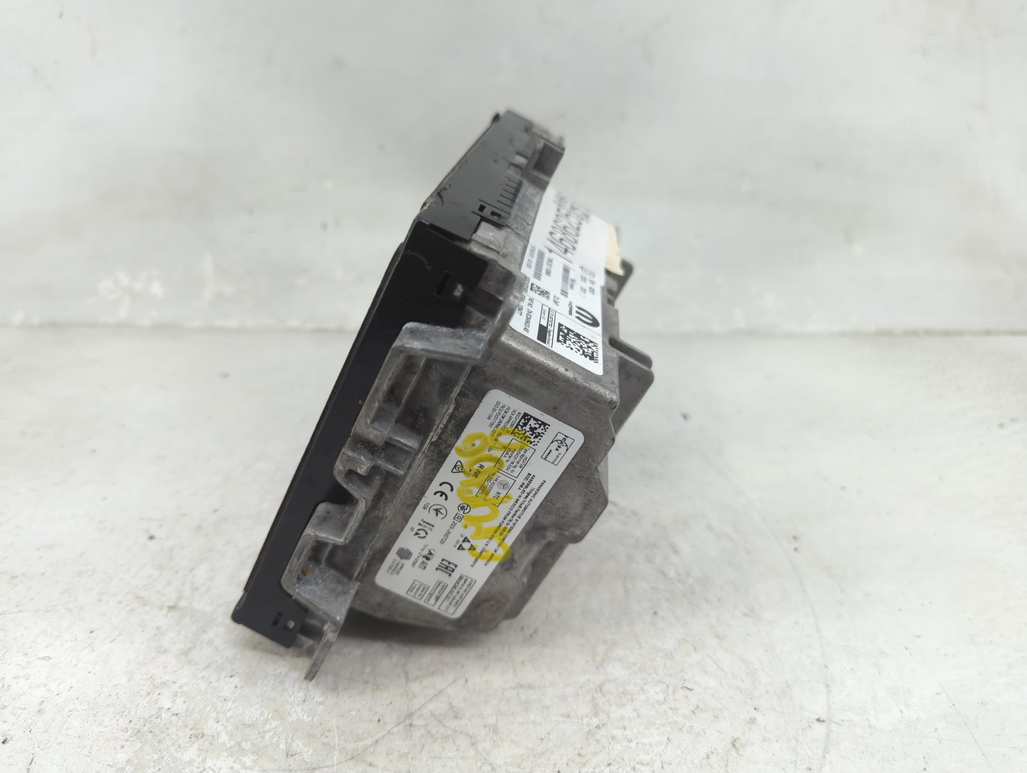 2022 Jeep Renegade Information Display Screen - Oemusedautoparts1.com