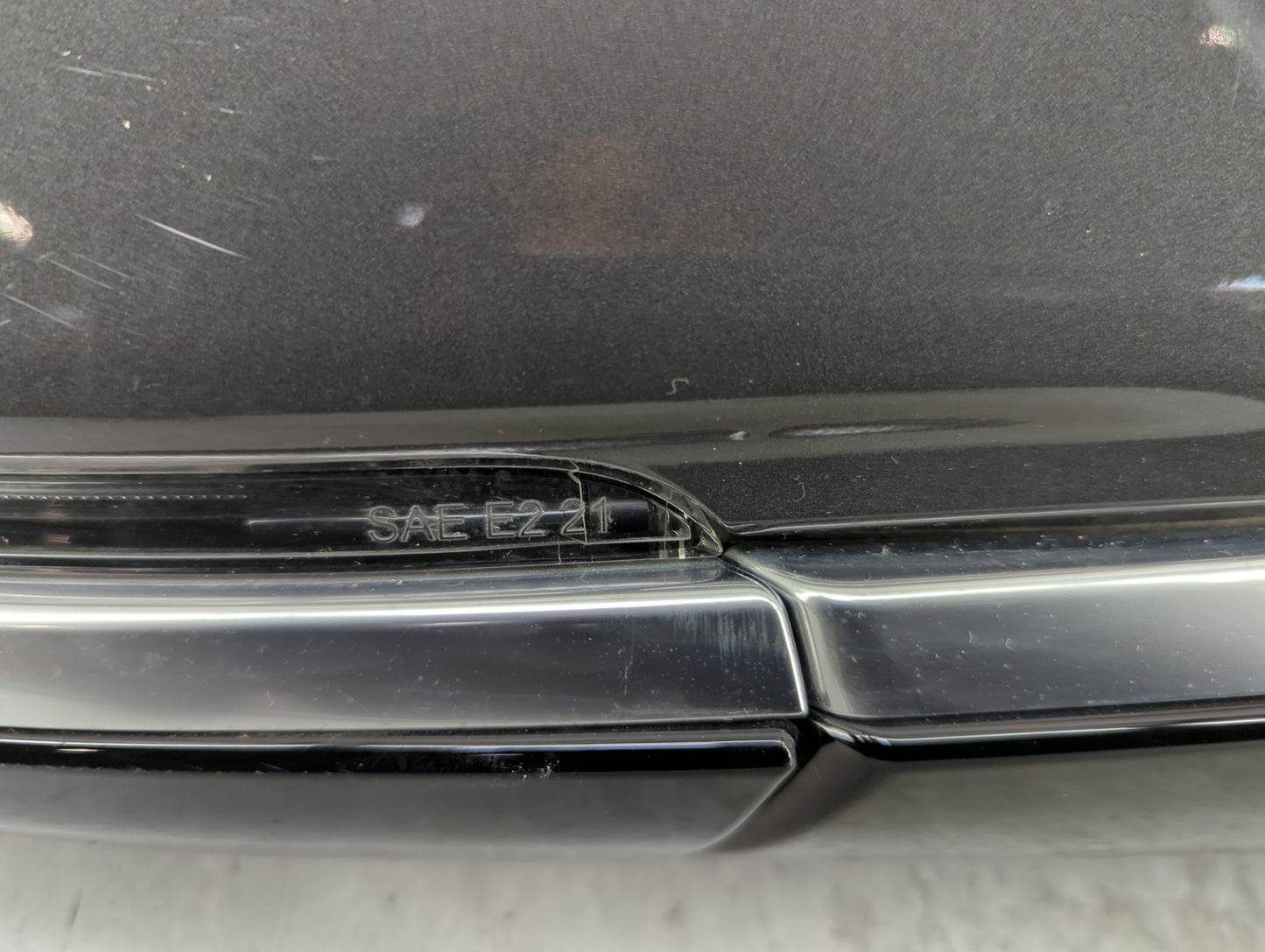 2022 Jeep Wagoneer Passenger Side View Mirror - Right Door Mirror OEM Used - Oemusedautoparts1.com