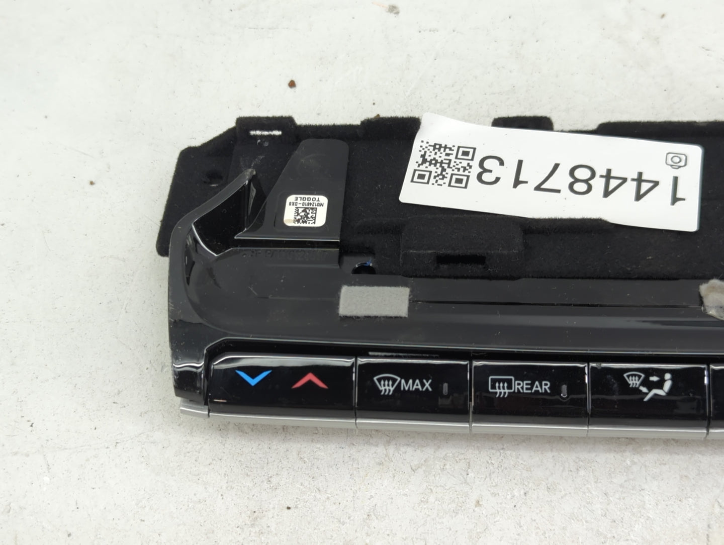 2022 Jeep Wagoneer Climate Control Module Temperature AC/Heater Replacement P/N:P68423822AG N072481G-DKR Fits OEM Used Auto 