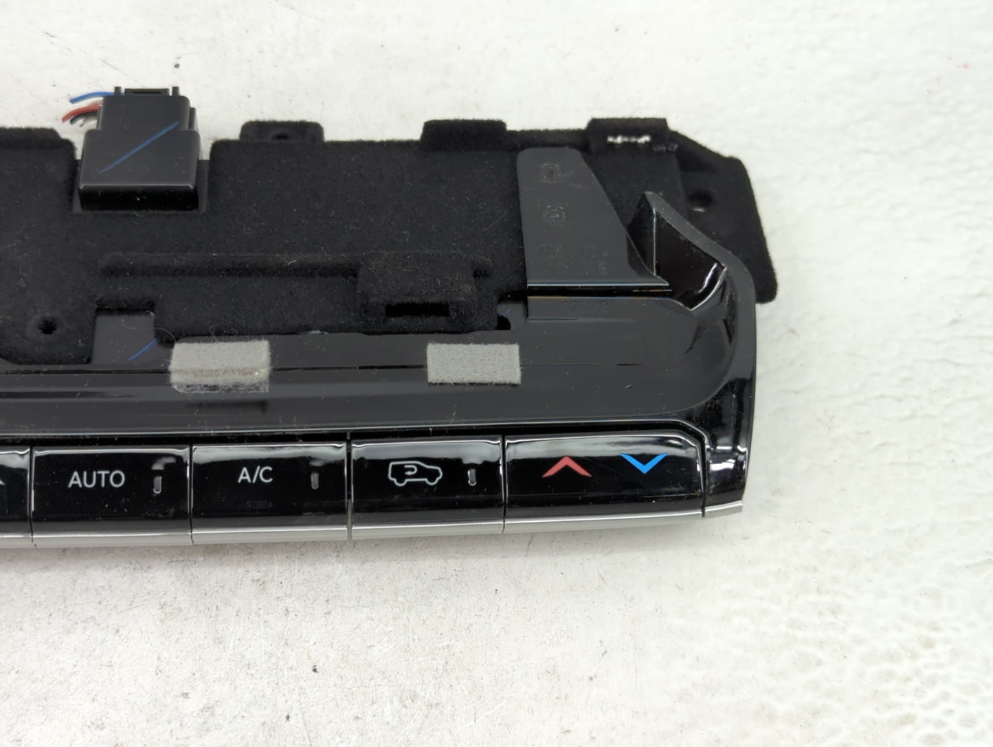 2022 Jeep Wagoneer Climate Control Module Temperature AC/Heater Replacement P/N:P68423822AG N072481G-DKR Fits OEM Used Auto 