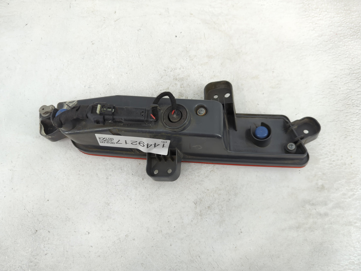 2022 Jeep Wagoneer Tail Light Assembly Driver Left OEM P/N:68353119AA 59305 TAYIH, 45-4904 Fits OEM Used Auto Parts - Oemuse