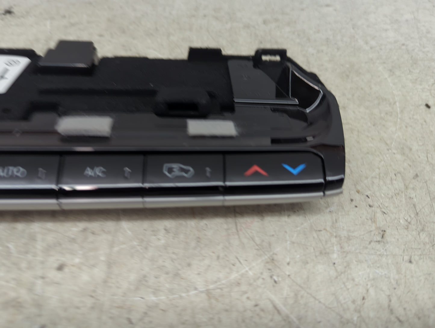 2022 Jeep Wagoneer Climate Control Module Temperature AC/Heater Replacement P/N:P68423822AF TKDKA2791000097 Fits OEM Used Au