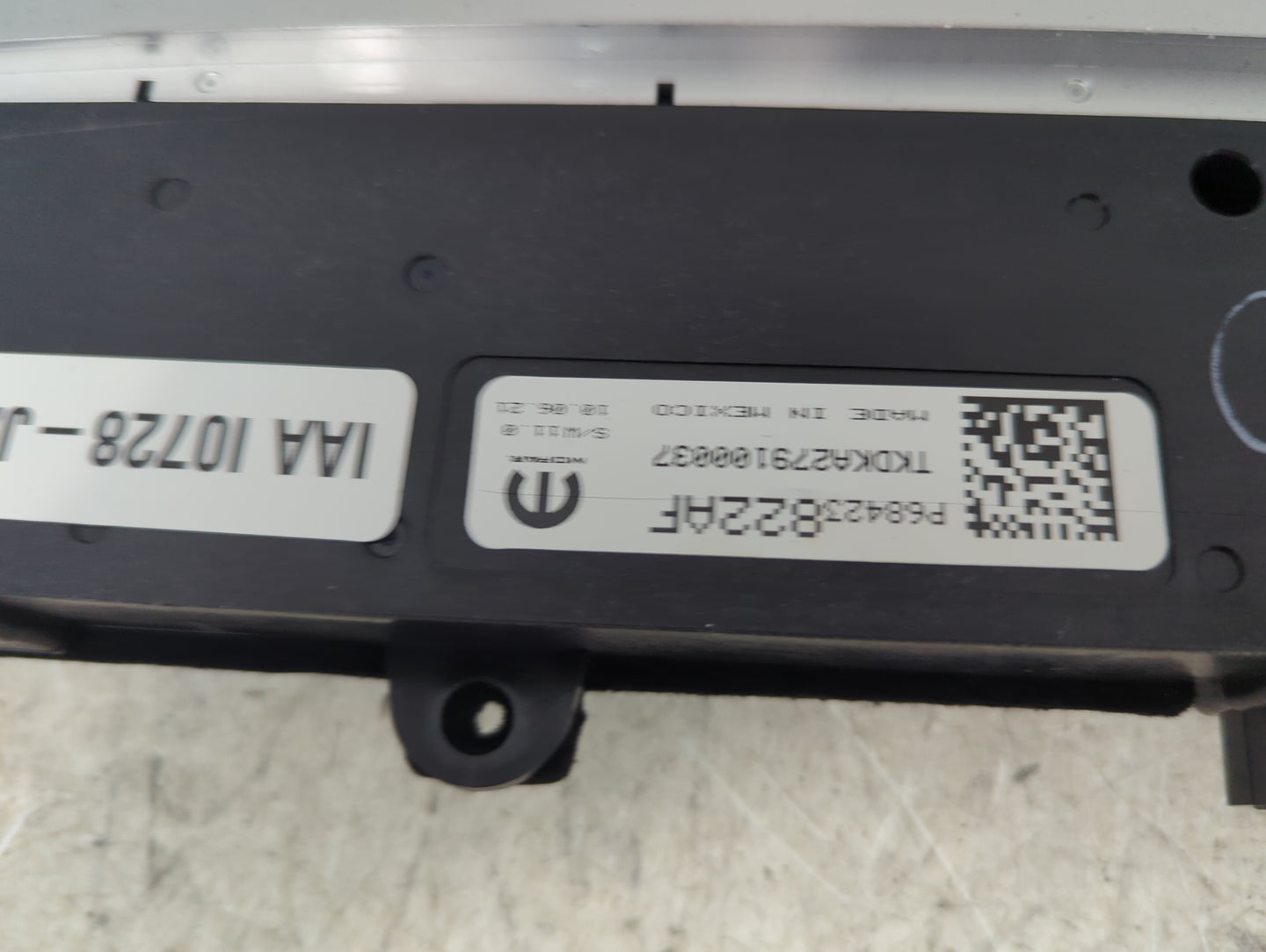 2022 Jeep Wagoneer Climate Control Module Temperature AC/Heater Replacement P/N:P68423822AF TKDKA2791000097 Fits OEM Used Au