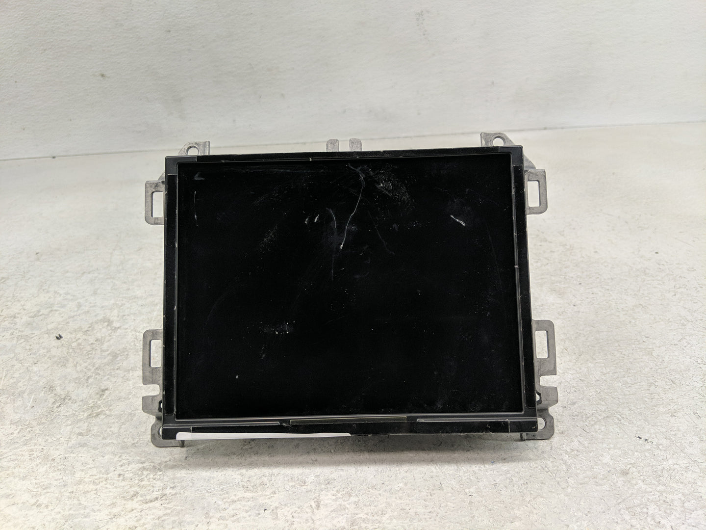 2021-2022 Jeep Wrangler Radio AM FM Cd Player Receiver Replacement P/N:68472587AJ Fits Fits 2021 2022 OEM Used Auto Parts - 