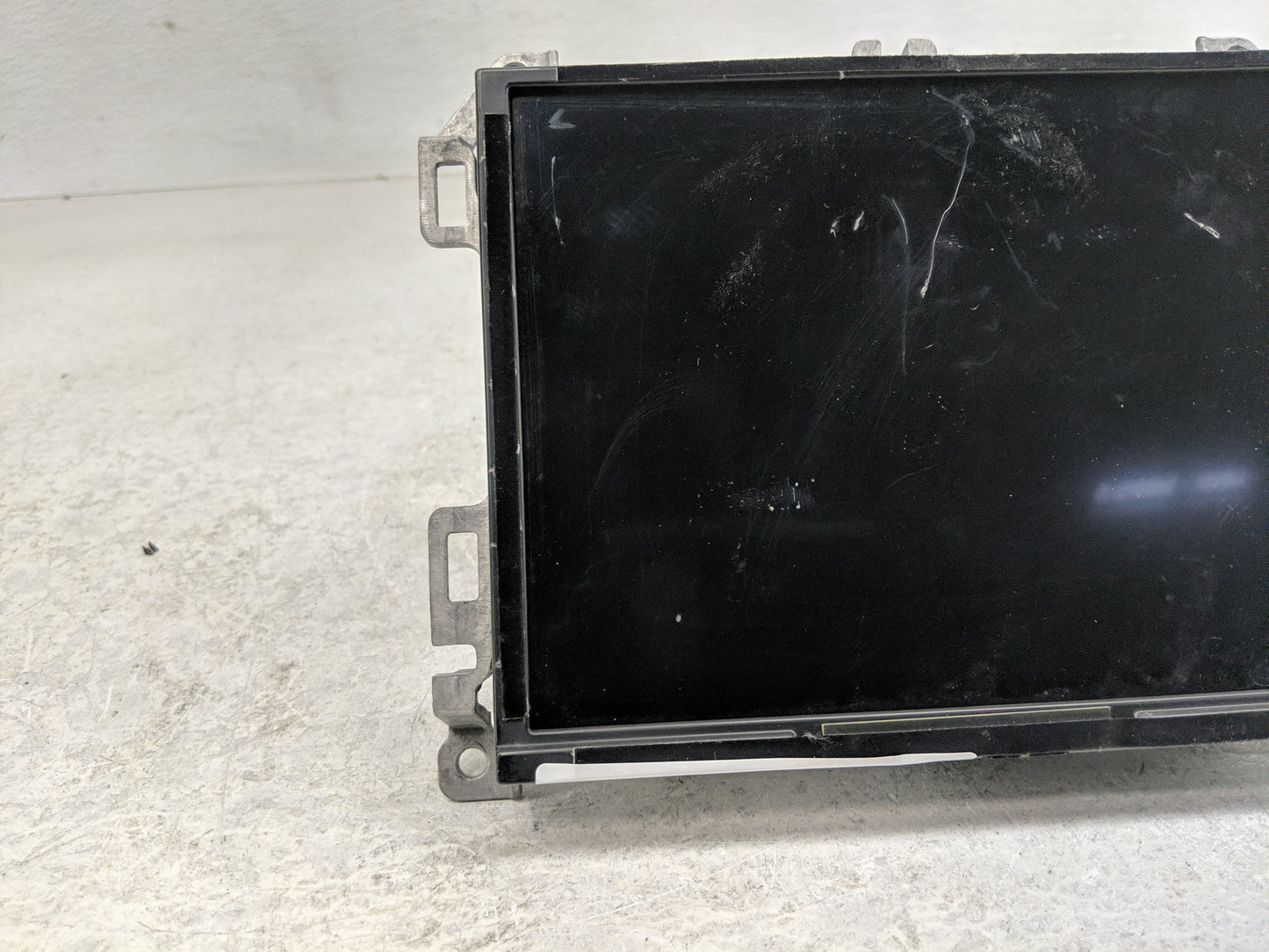2021-2022 Jeep Wrangler Radio AM FM Cd Player Receiver Replacement P/N:68472587AJ Fits Fits 2021 2022 OEM Used Auto Parts - 