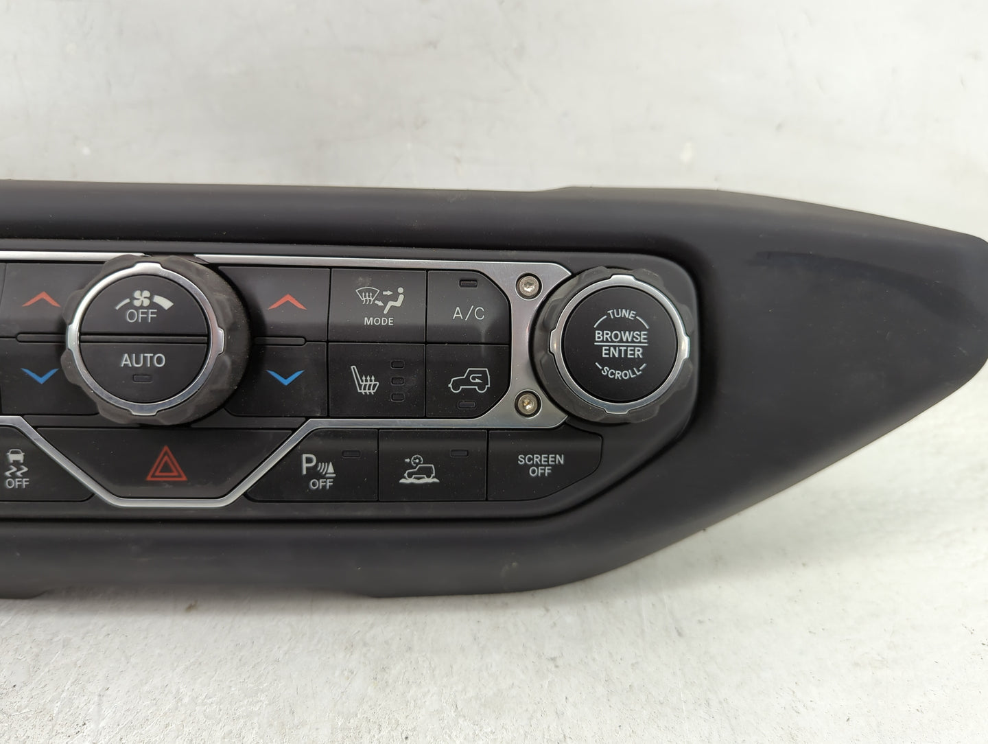 2021-2022 Jeep Wrangler Climate Control Module Temperature AC/Heater Replacement P/N:P7BJ22DX9AA Fits Fits 2021 2022 OEM Use