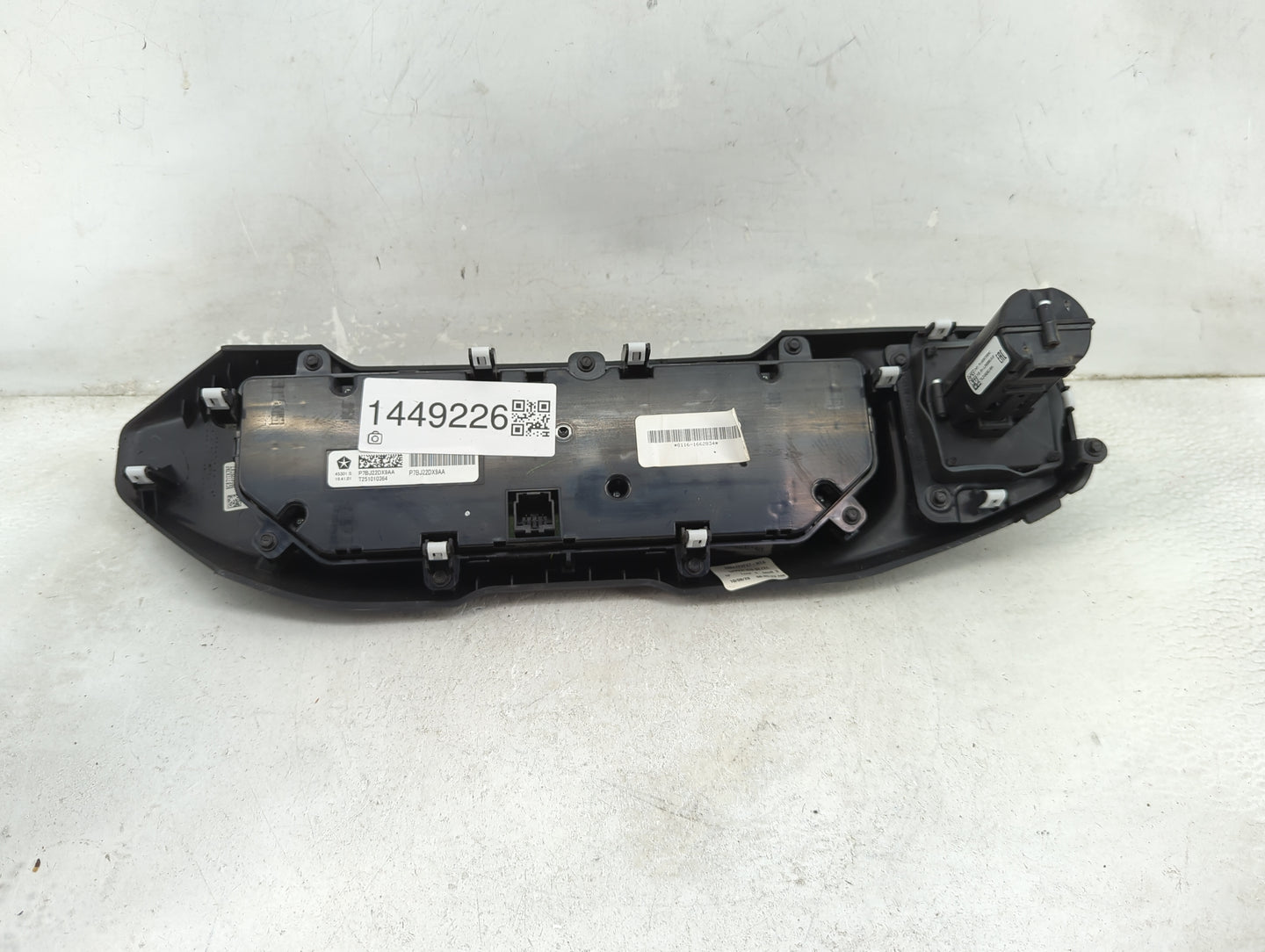 2021-2022 Jeep Wrangler Climate Control Module Temperature AC/Heater Replacement P/N:P7BJ22DX9AA Fits Fits 2021 2022 OEM Use