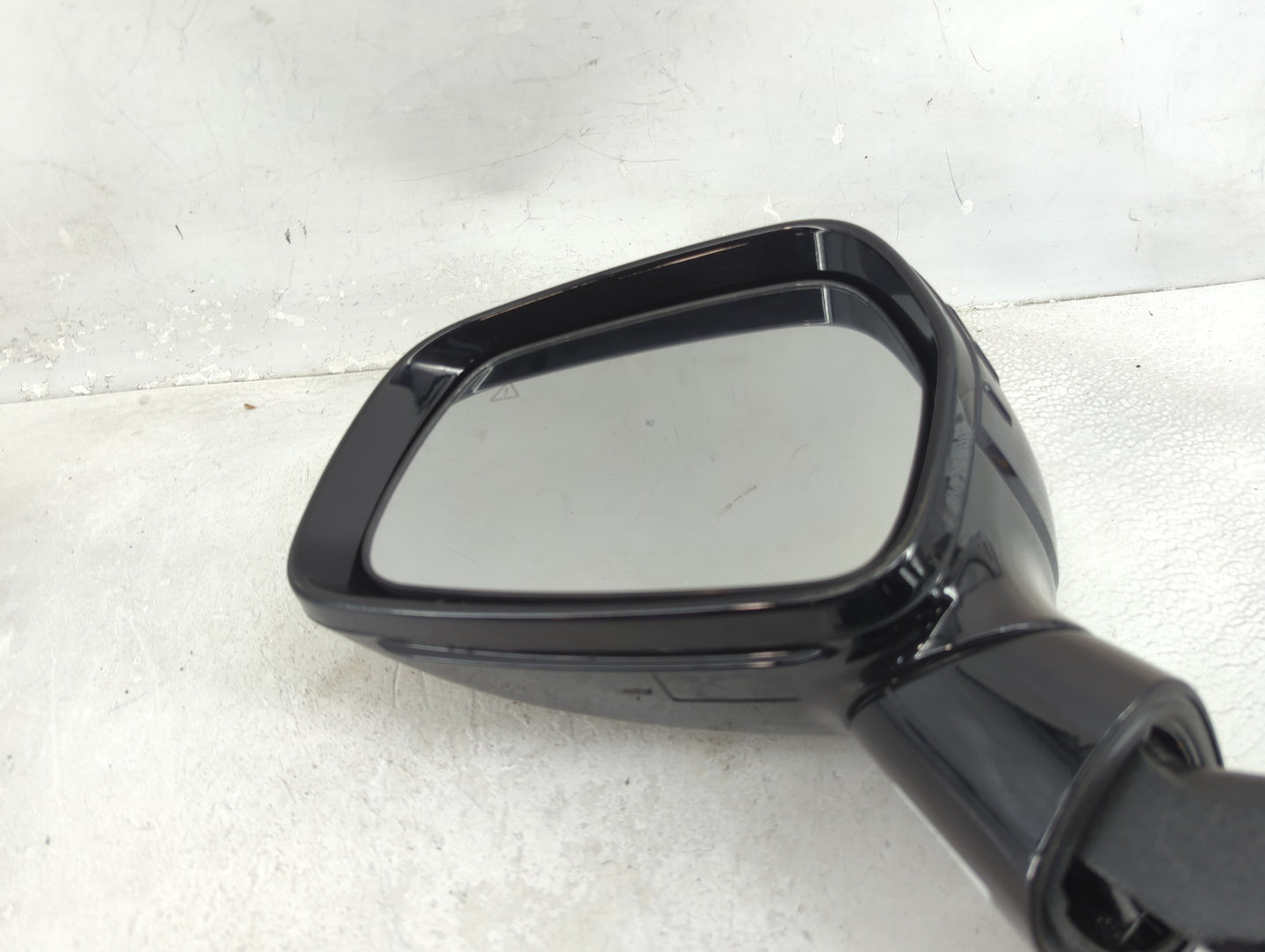 2022 Kia Carnival Driver Side View Mirror - Left Door Mirror OEM Used - Oemusedautoparts1.com