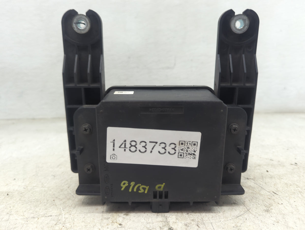 Kia Carnival Backup Camera Or Backup Sensor - Oemusedautoparts1.com