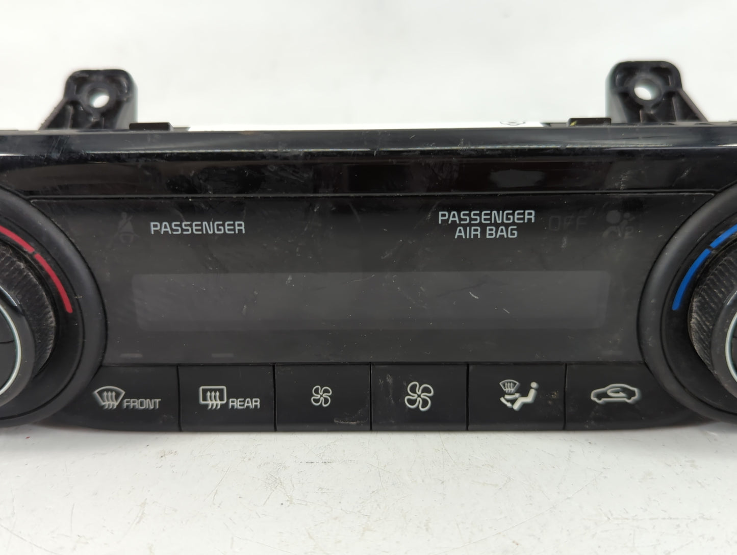 2022 Kia Forte Climate Control Module Temperature AC/Heater Replacement P/N:97250-M6HB0WK Fits OEM Used Auto Parts - Oemused