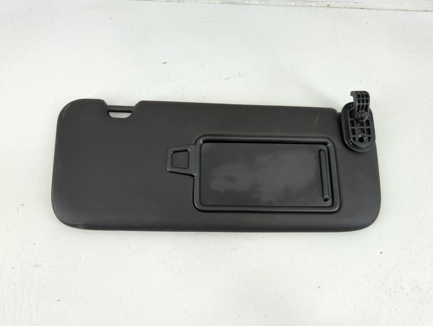 2022 Kia Forte Sun Visor Shade Replacement Passenger Right Mirror Fits OEM Used Auto Parts - Oemusedautoparts1.com