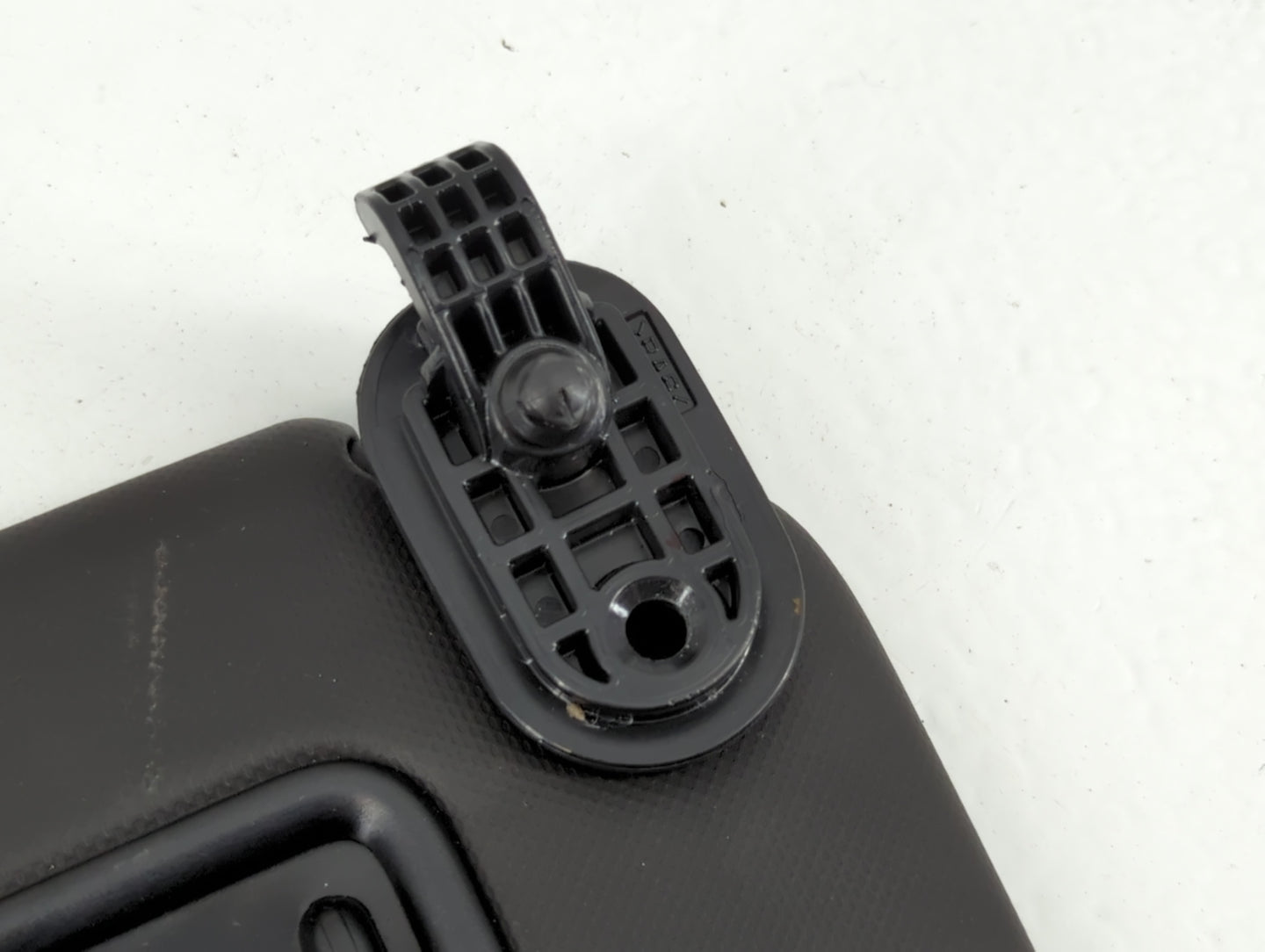 2022 Kia Forte Sun Visor Shade Replacement Passenger Right Mirror Fits OEM Used Auto Parts - Oemusedautoparts1.com