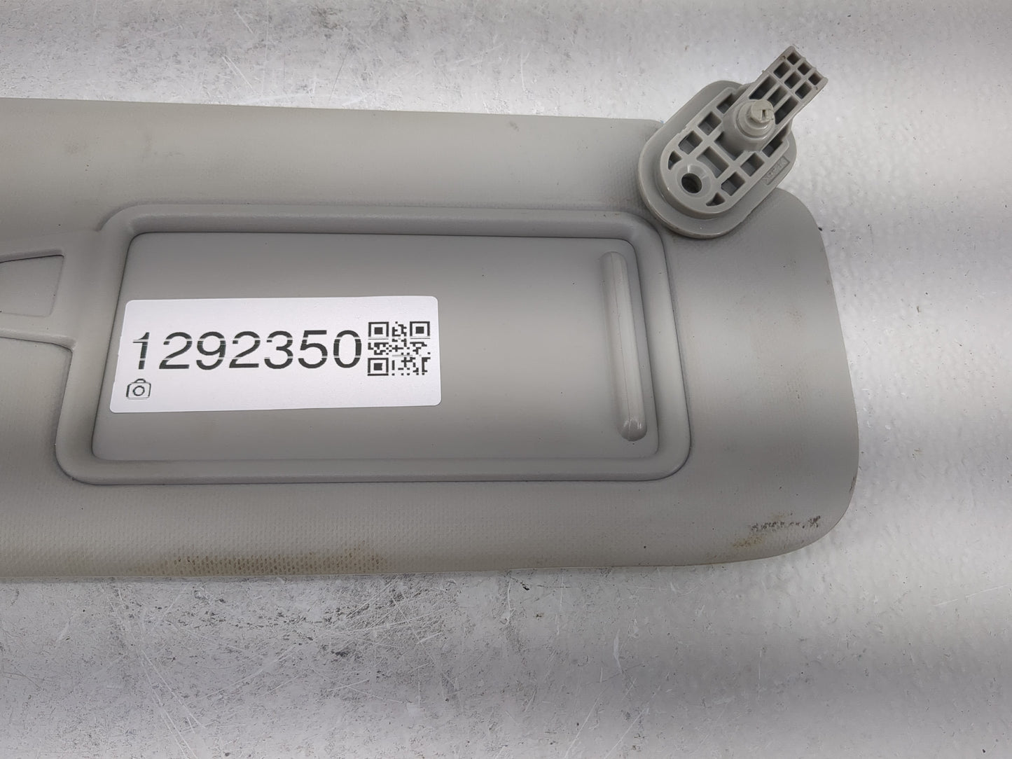 2022 Kia Forte Sun Visor Shade Replacement Passenger Right Mirror Fits OEM Used Auto Parts - Oemusedautoparts1.com