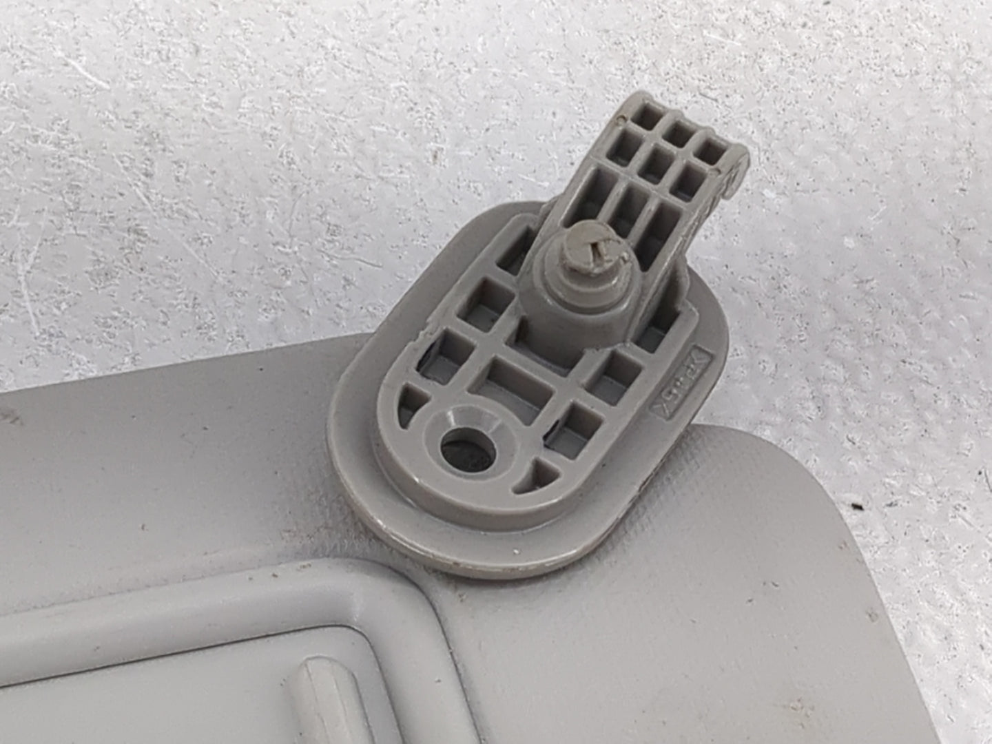 2022 Kia Forte Sun Visor Shade Replacement Passenger Right Mirror Fits OEM Used Auto Parts - Oemusedautoparts1.com