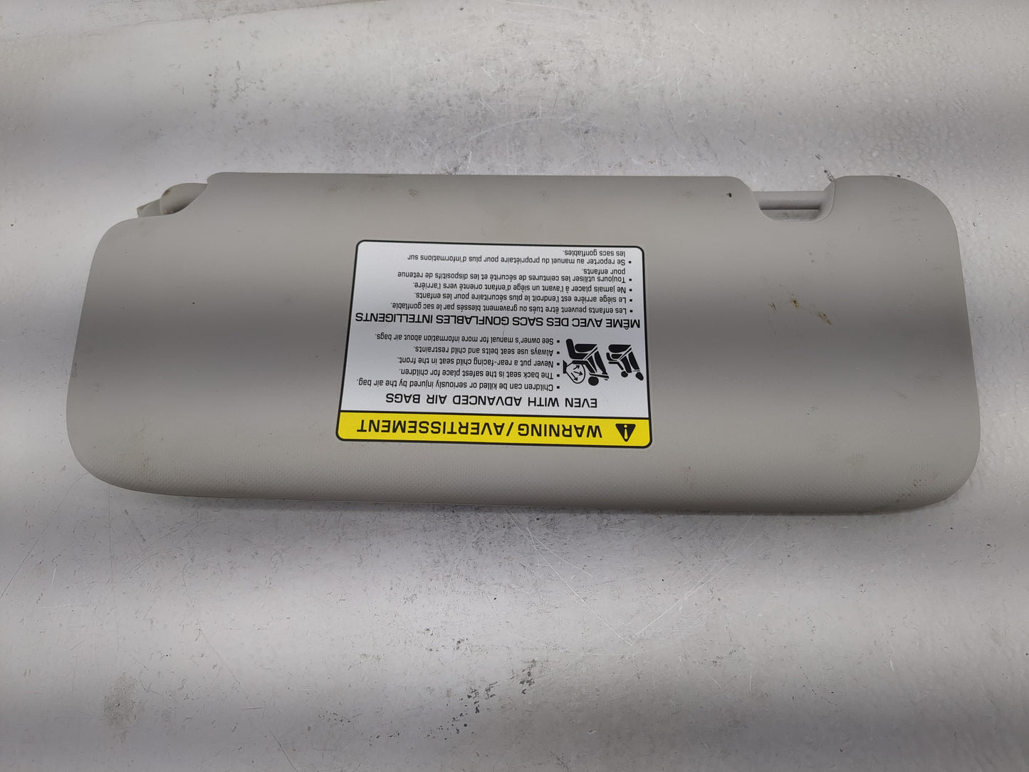 2022 Kia Forte Sun Visor Shade Replacement Passenger Right Mirror Fits OEM Used Auto Parts - Oemusedautoparts1.com