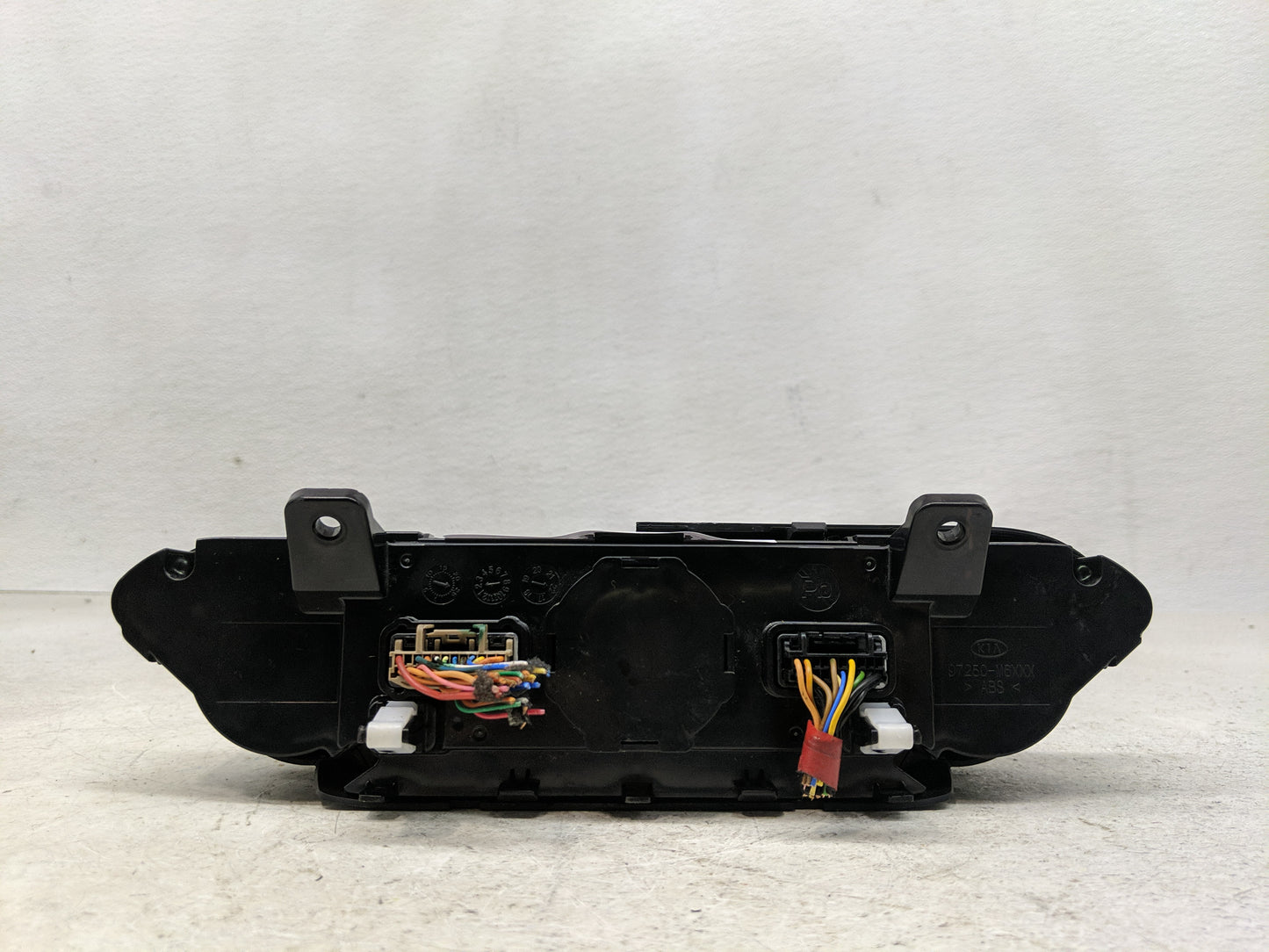 2022 Kia Forte Climate Control Module Temperature AC/Heater Replacement P/N:97250-M6AM0WK Fits OEM Used Auto Parts - Oemused