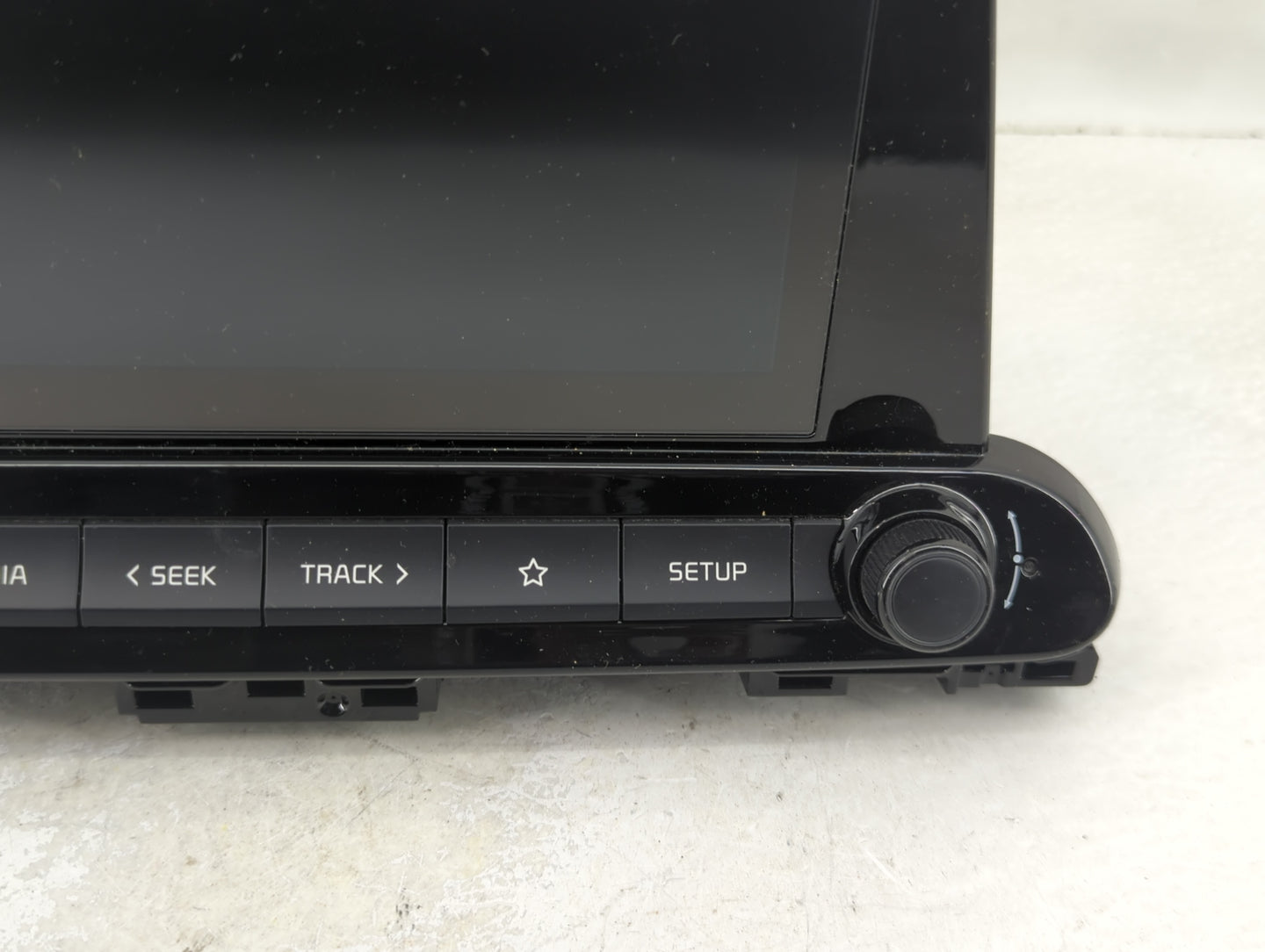 2022 Kia Forte Radio AM FM Cd Player Receiver Replacement P/N:96460M7230WK Fits OEM Used Auto Parts - Oemusedautoparts1.com
